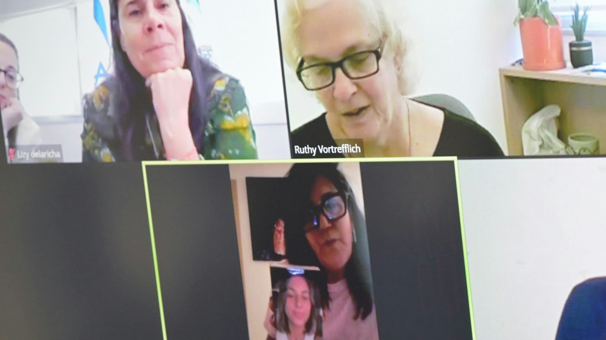 Partnerschaftsvertrag-Ganey-Tikva-Live-Schalte-nach Israel
Betroffene berichten über den Überfall der Hamas