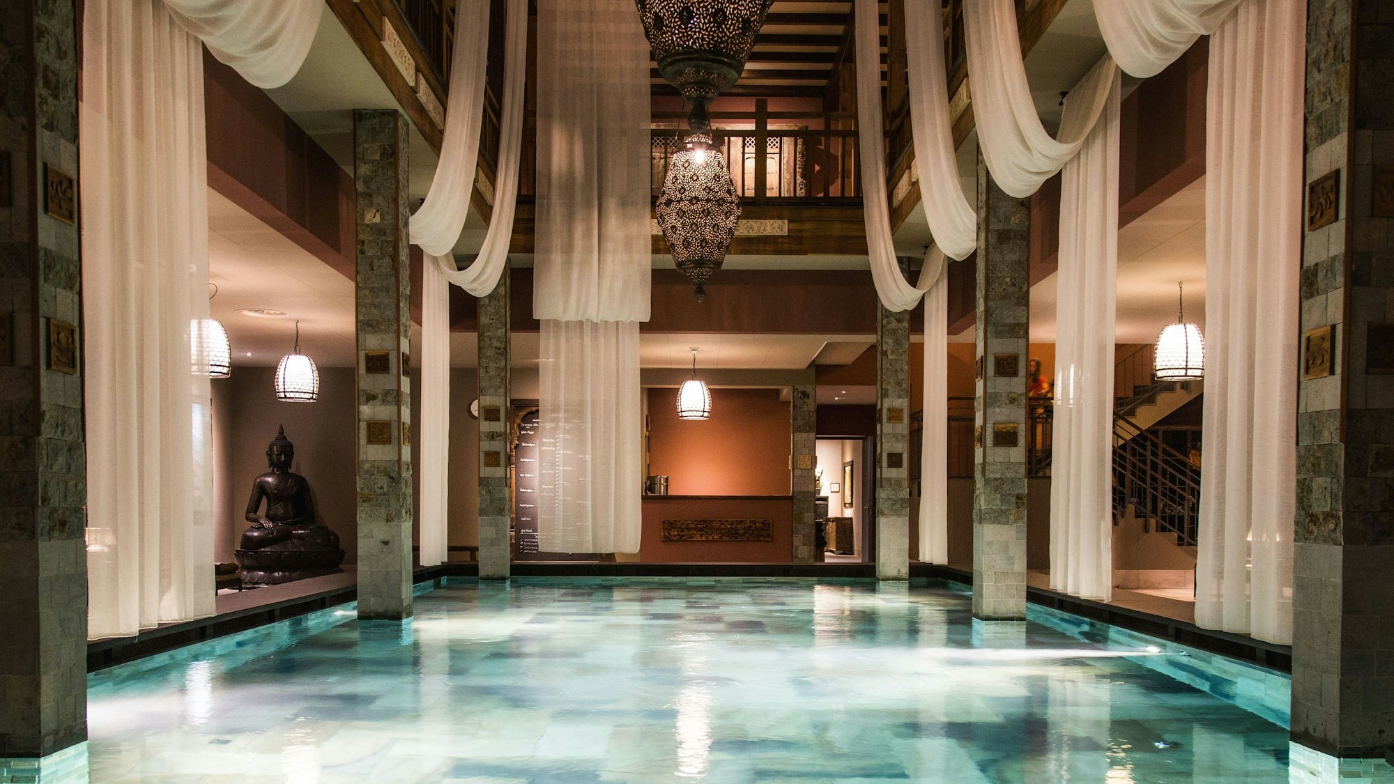 Vabali Spa Düsseldorf, Innenpool