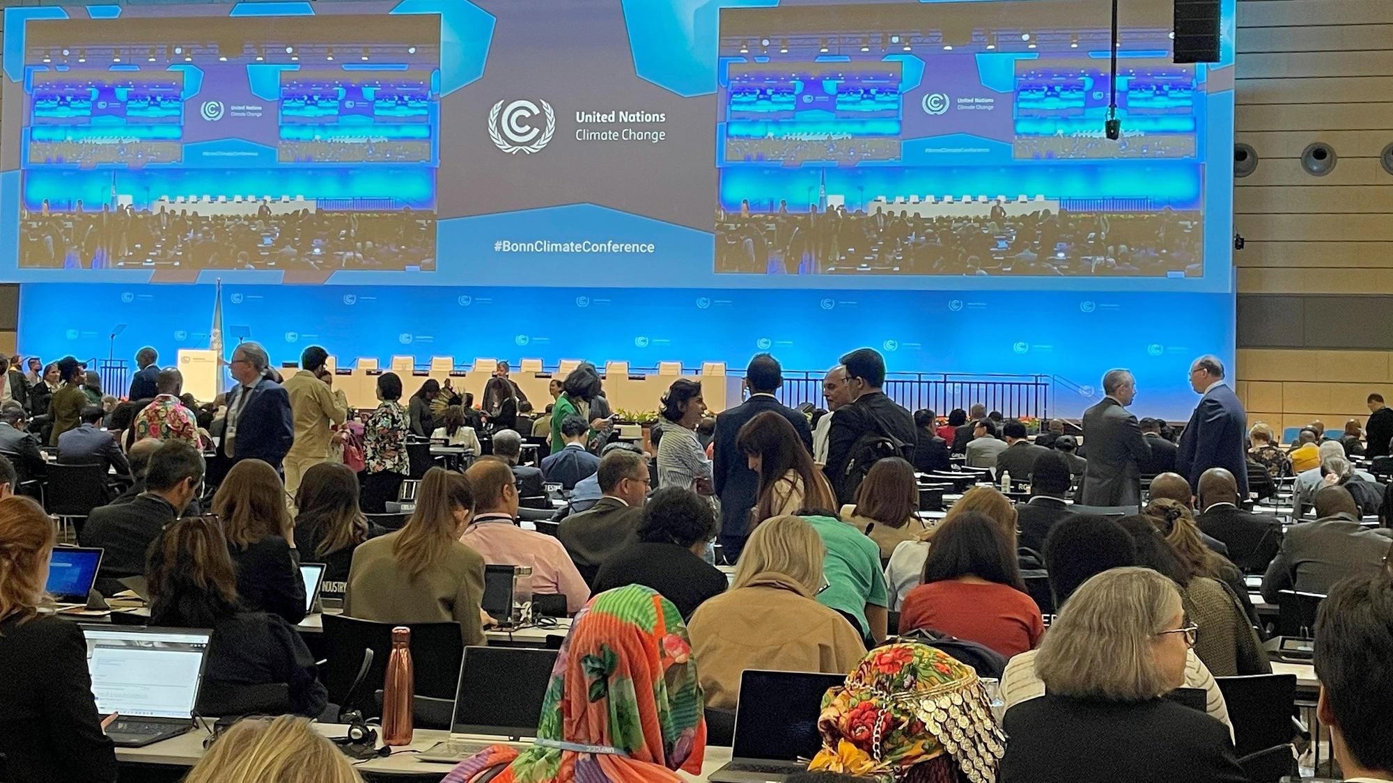 05.06.2023, Bonn: In Bonn haben sich am Montag Delegierte aus aller Welt zu zehntägigen Vorverhandlungen für die diesjährige Weltklimakonferenz in Dubai versammelt.