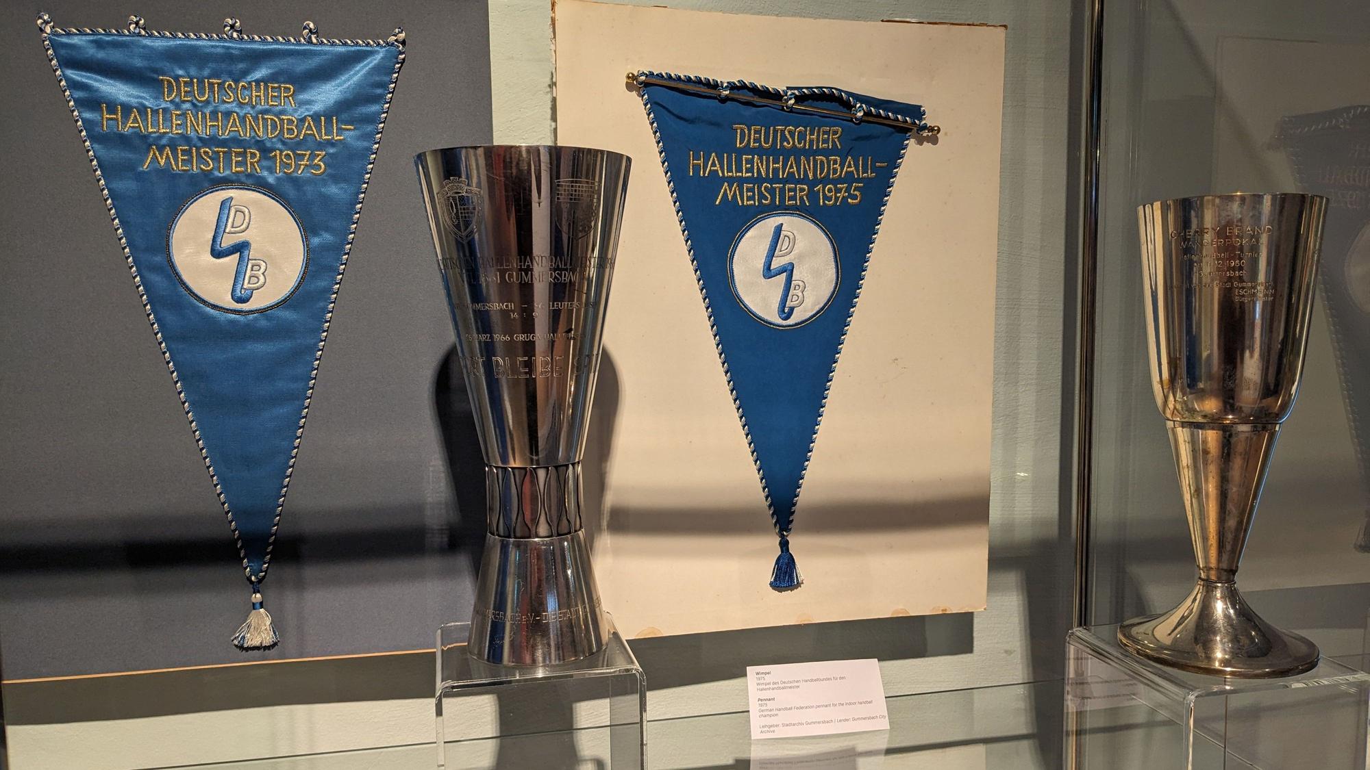 Das LVR-Niederrheinmuseum Wesel zeigt die Handball-Ausstellung Kleine Tore - Große Sprünge mit Exponaten aus Gummersbach.