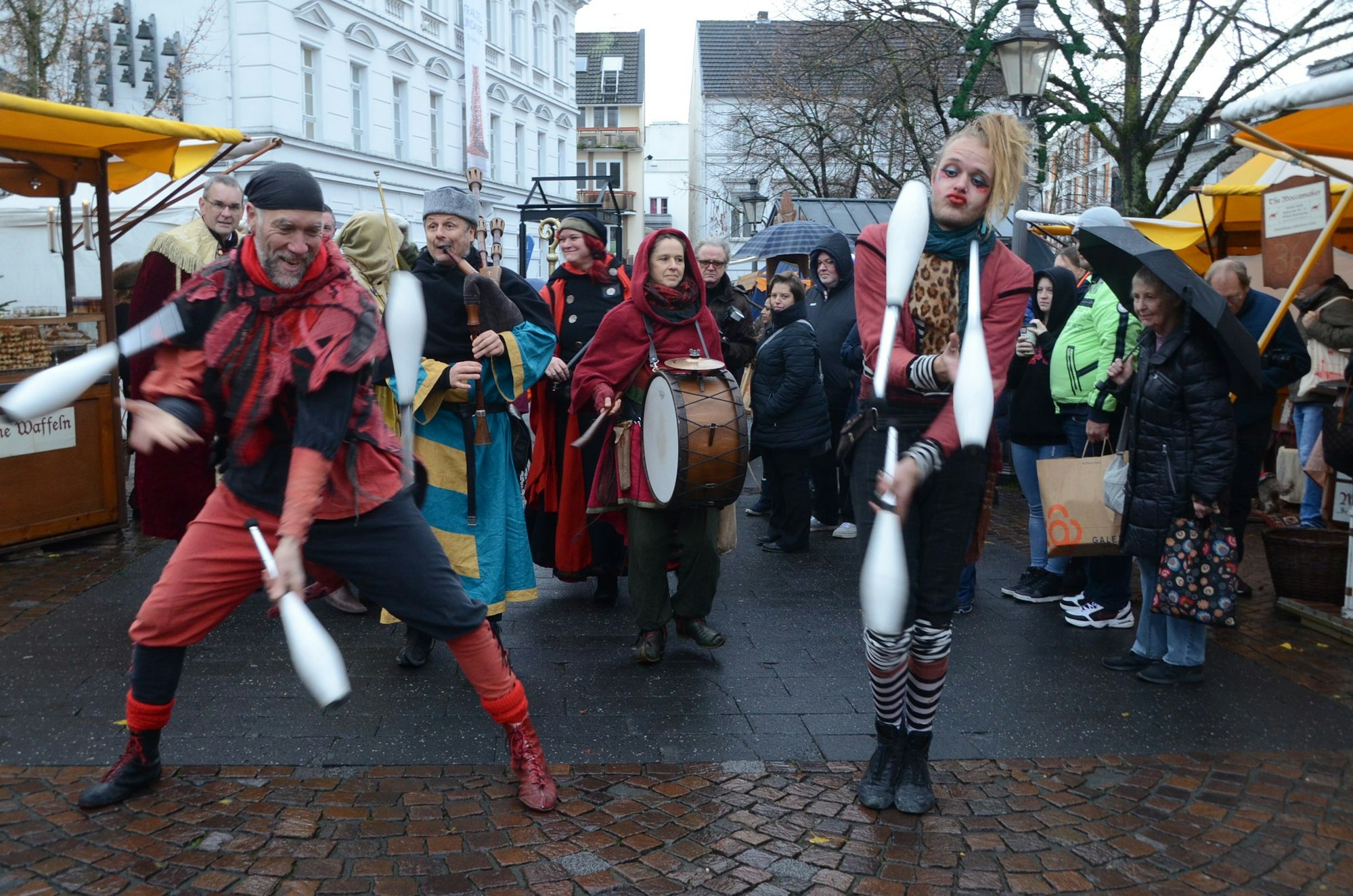 Auftakt zum Mittelalterlichen Weihnachtsmarkt in Siegburg