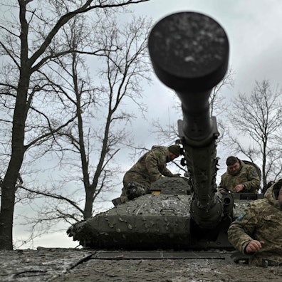 Ukrainische Soldaten in der Region rund um Donezk. Ukrainische Truppen schildern Szenen „wie in einem Zombiefilm“ bei der Schlacht um Awdijiwka.