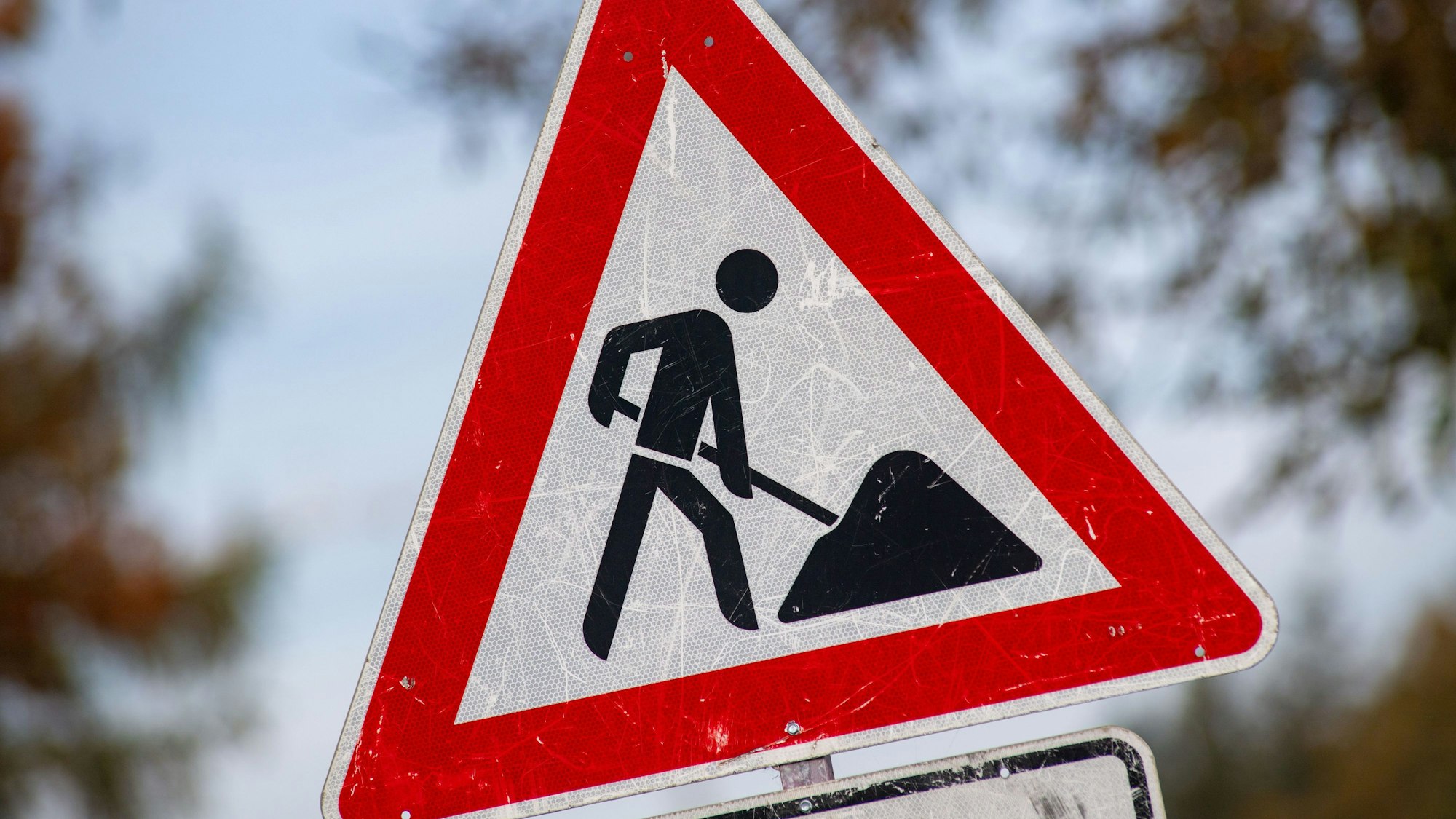 Beschilderung einer Baustelle (Symbolbild)