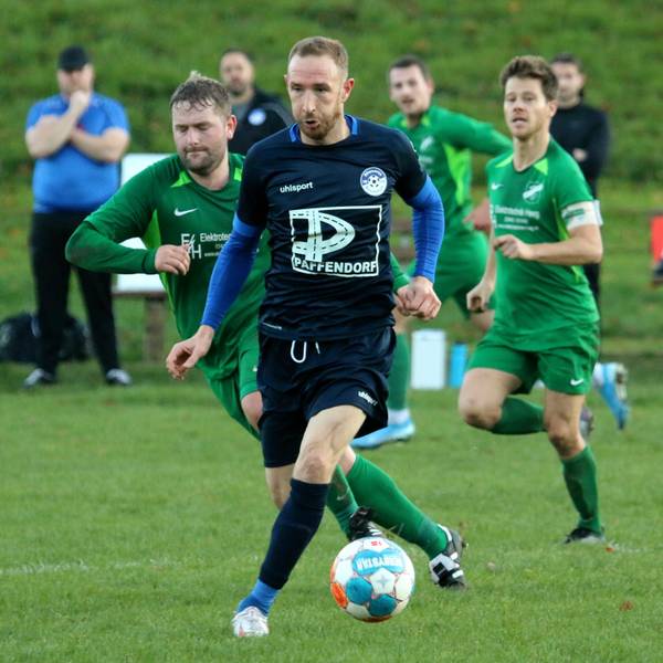 Das Bild zeigt Moritz Hartmann beim Spiel gegen Sötenich.