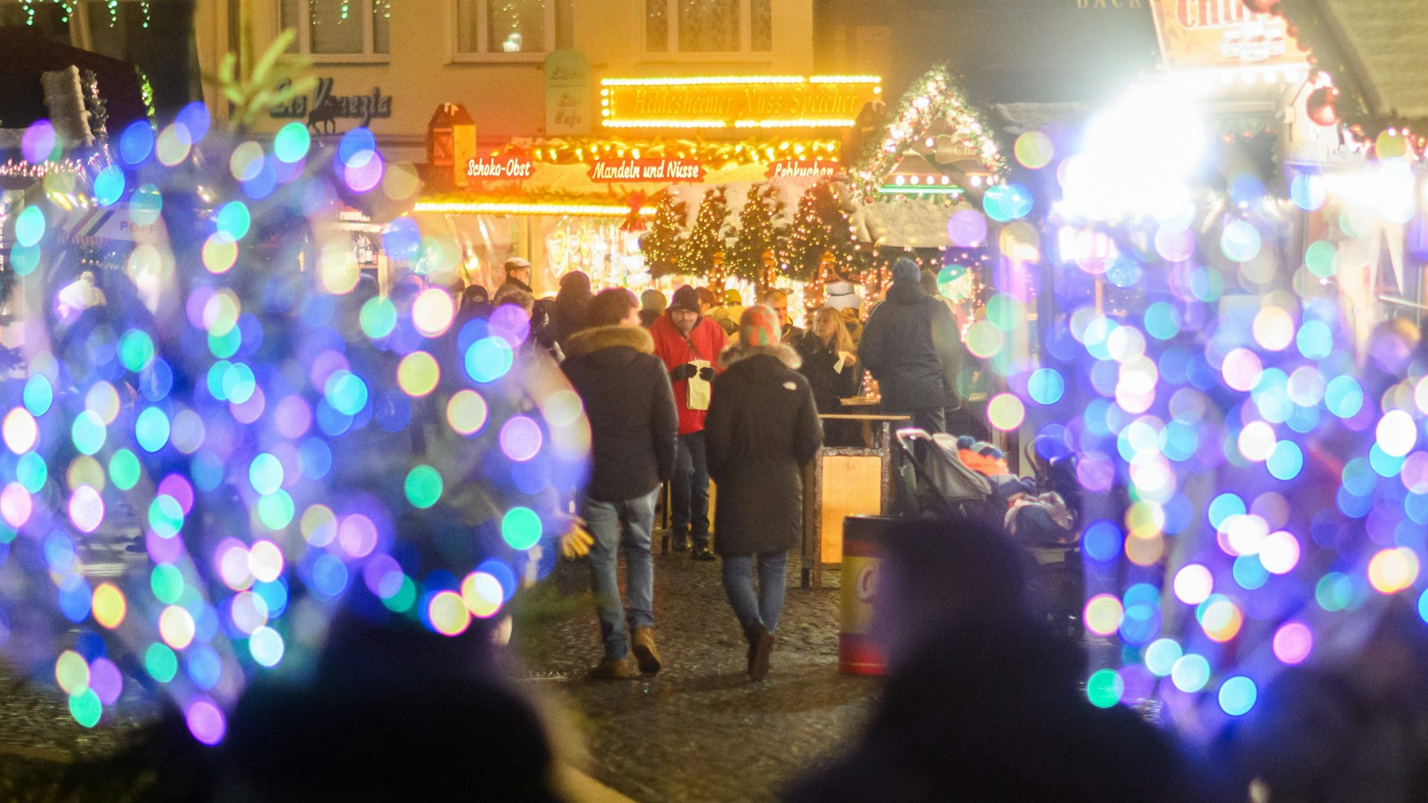 Die Jugendlichen planten einen Anschlag auf einen Weihnachtsmarkt.