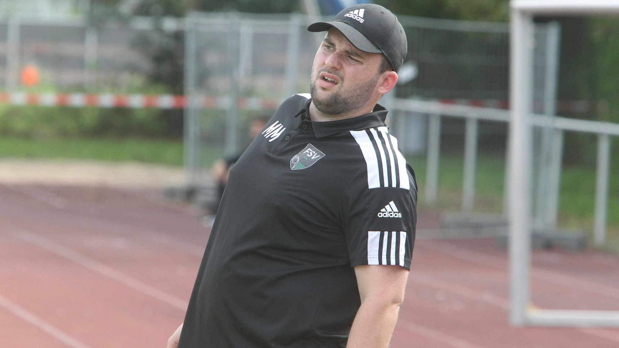 Coach Marvin Müller vom FSV Neunkirchen-Seelscheid II.