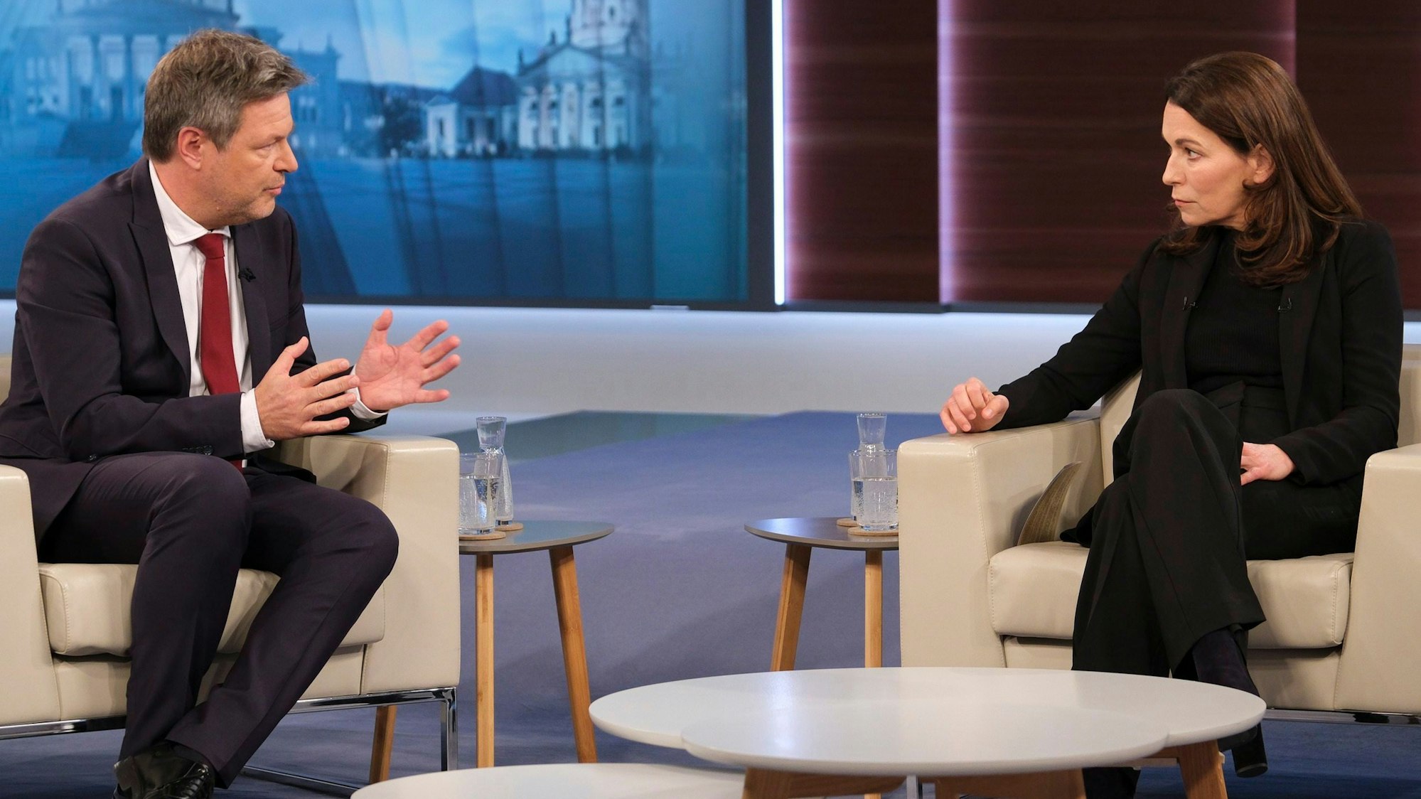Bundeswirtschaftsminister Robert Habeck (Grüne) war als einziger Politiker in der letzten Ausgabe der ARD-Talkshow „Anne Will“ zu Gast.