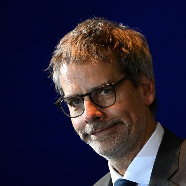 Es ist der Regierungssprecher Steffen Hebestreit zu sehen.