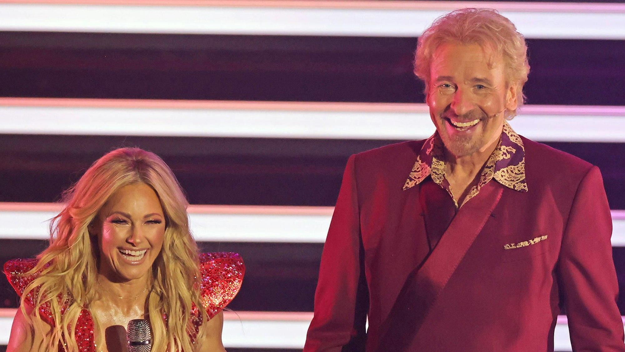 ZDF-Unterhaltungsshow Wetten dass.. - live aus Offenburg Moderator Thomas Gottschalk mit Helene Fischer.