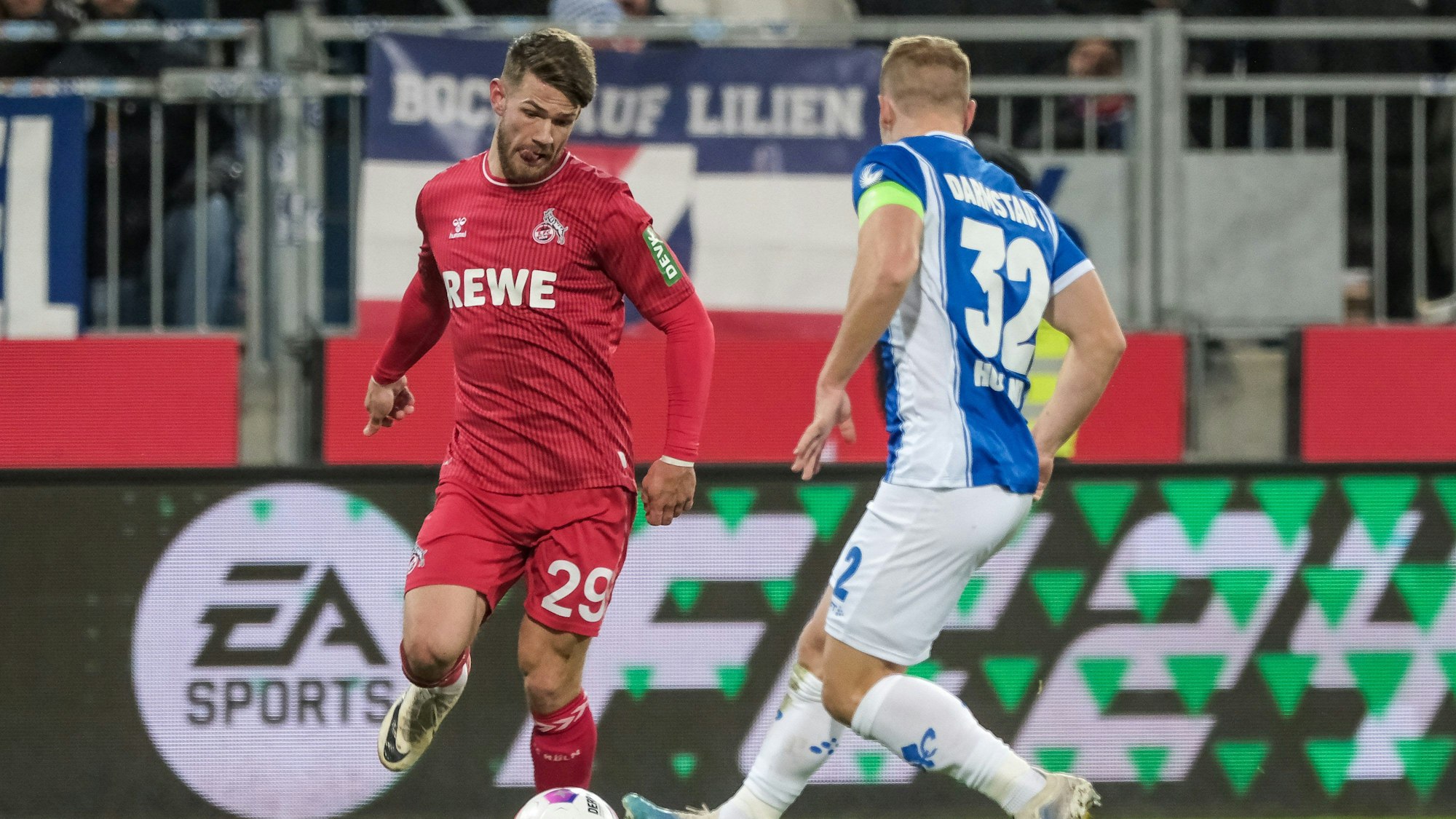 Jan Thielmann (l.) agierte beim FC-Sieg in Darmstadt zunächst offensiv und spielte in Halbzeit zwei dann als Rechtsverteidiger.