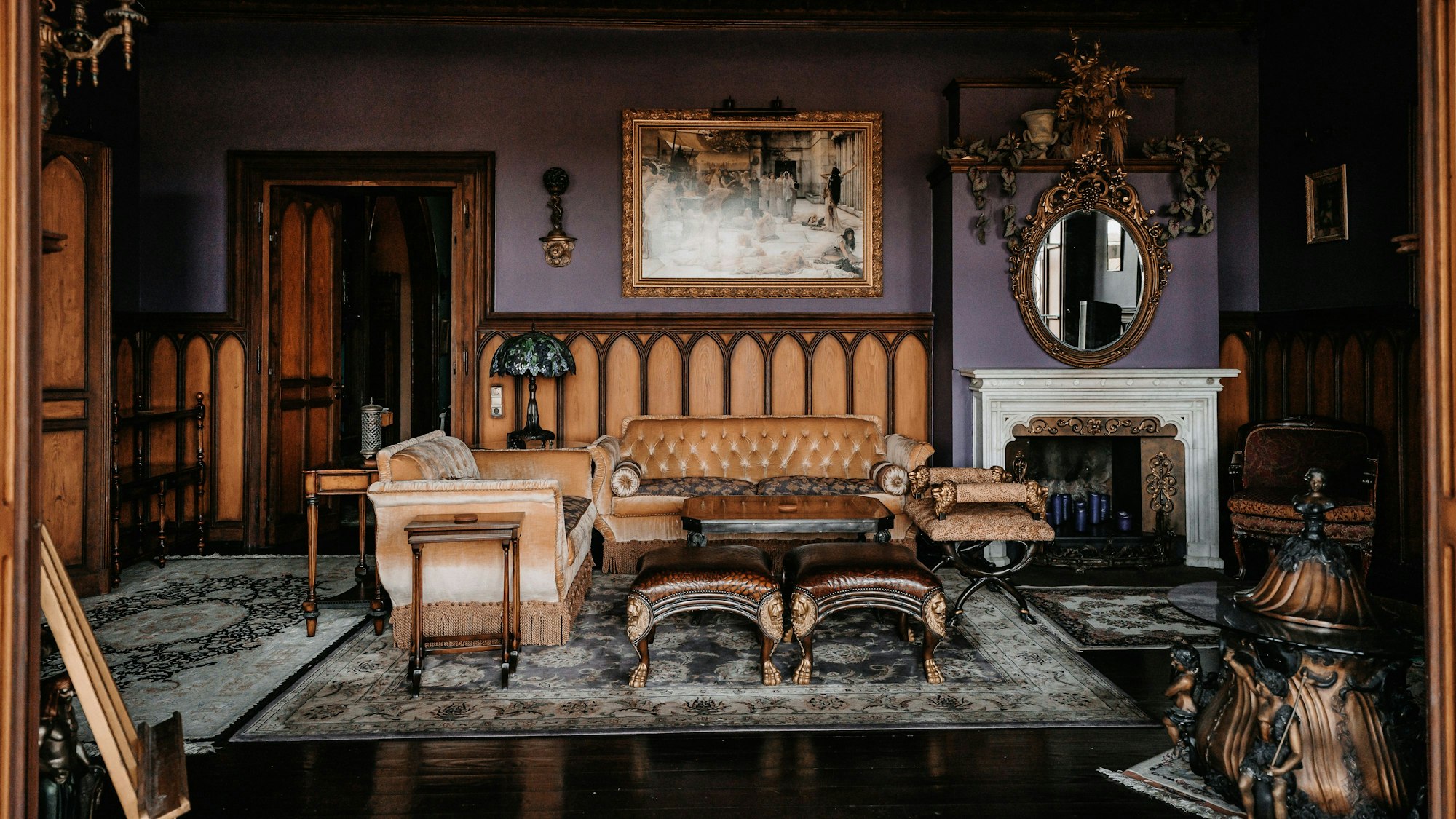 Blick ins Wohnzimmer des Schloss Marienfels