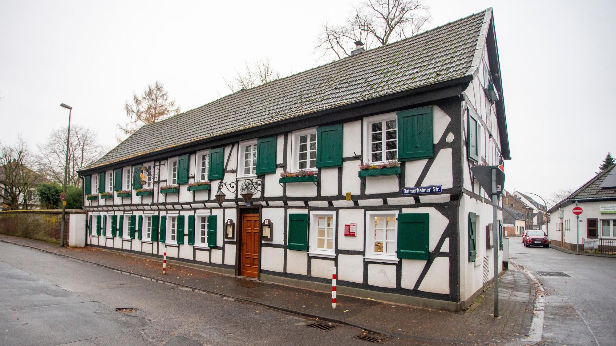 Das Fachwerkhaus auf der Ostmerheimer Straße 455 stammt aus dem Jahre 1665.