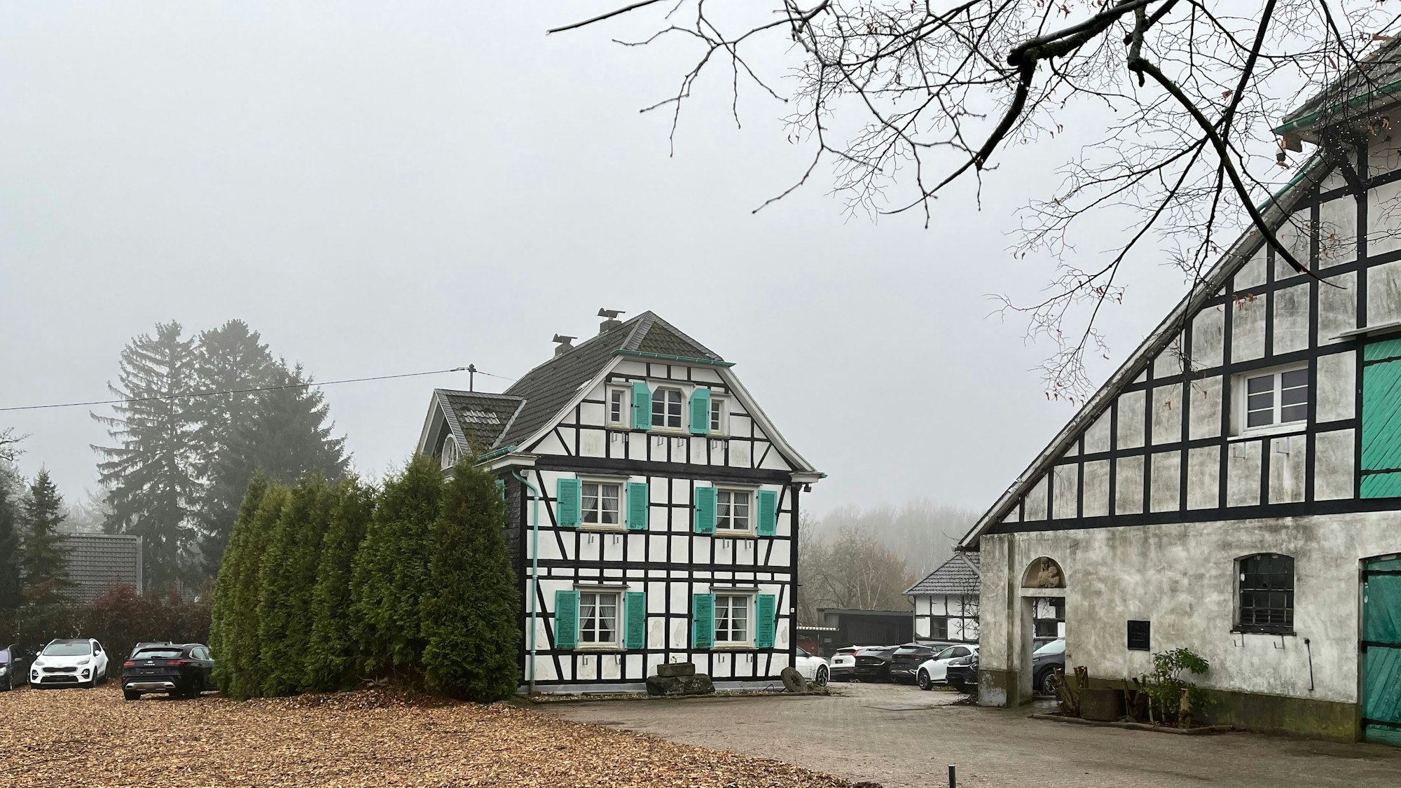 Blick auf den Fachwerkhof Linde