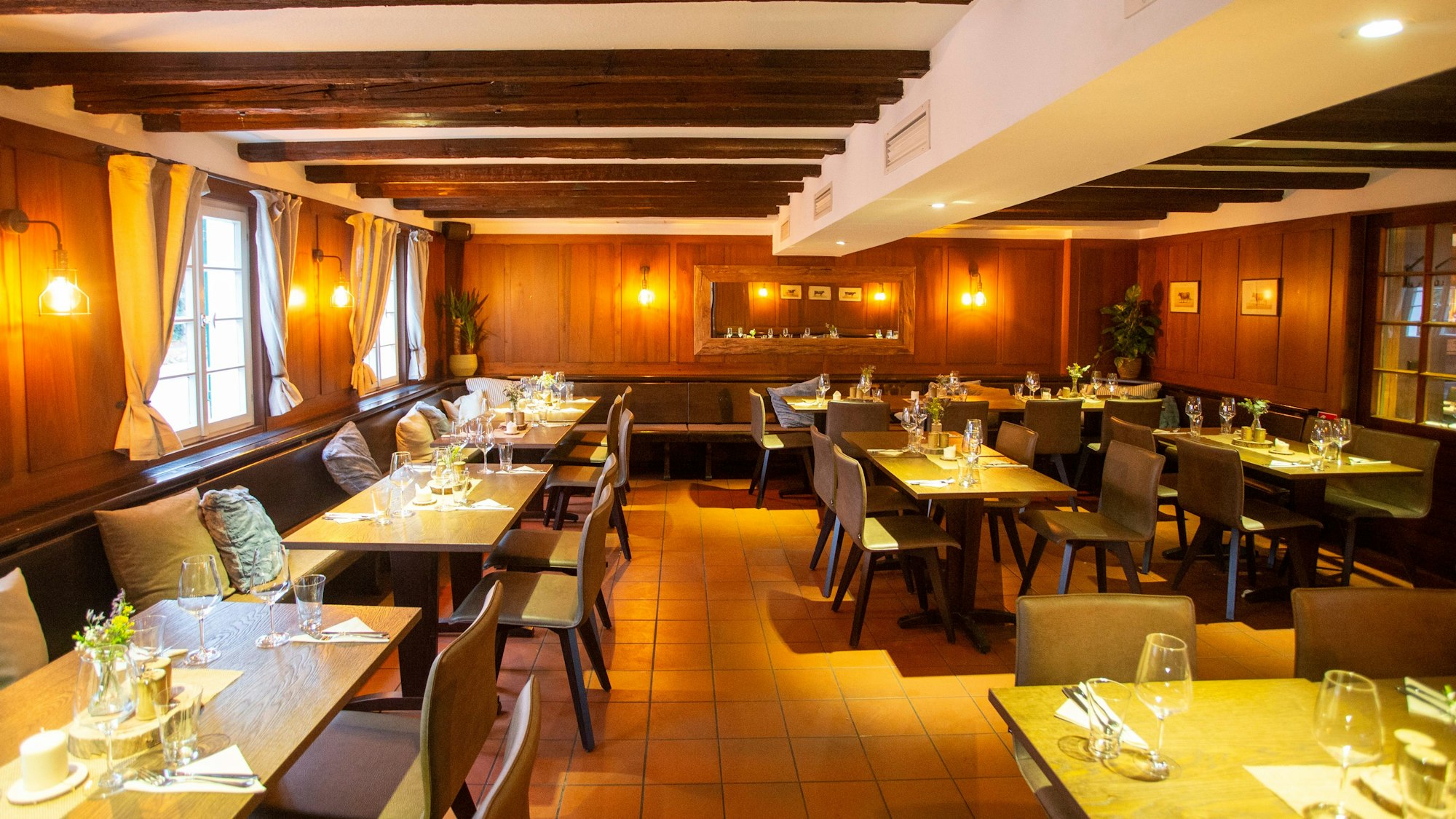 Der Gastraum der Traditionsgaststätte „Em Ahle Kohberg“.