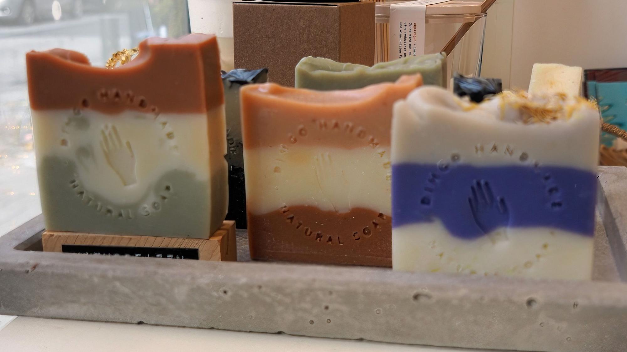 Verschiedene Sorten von Naturseife