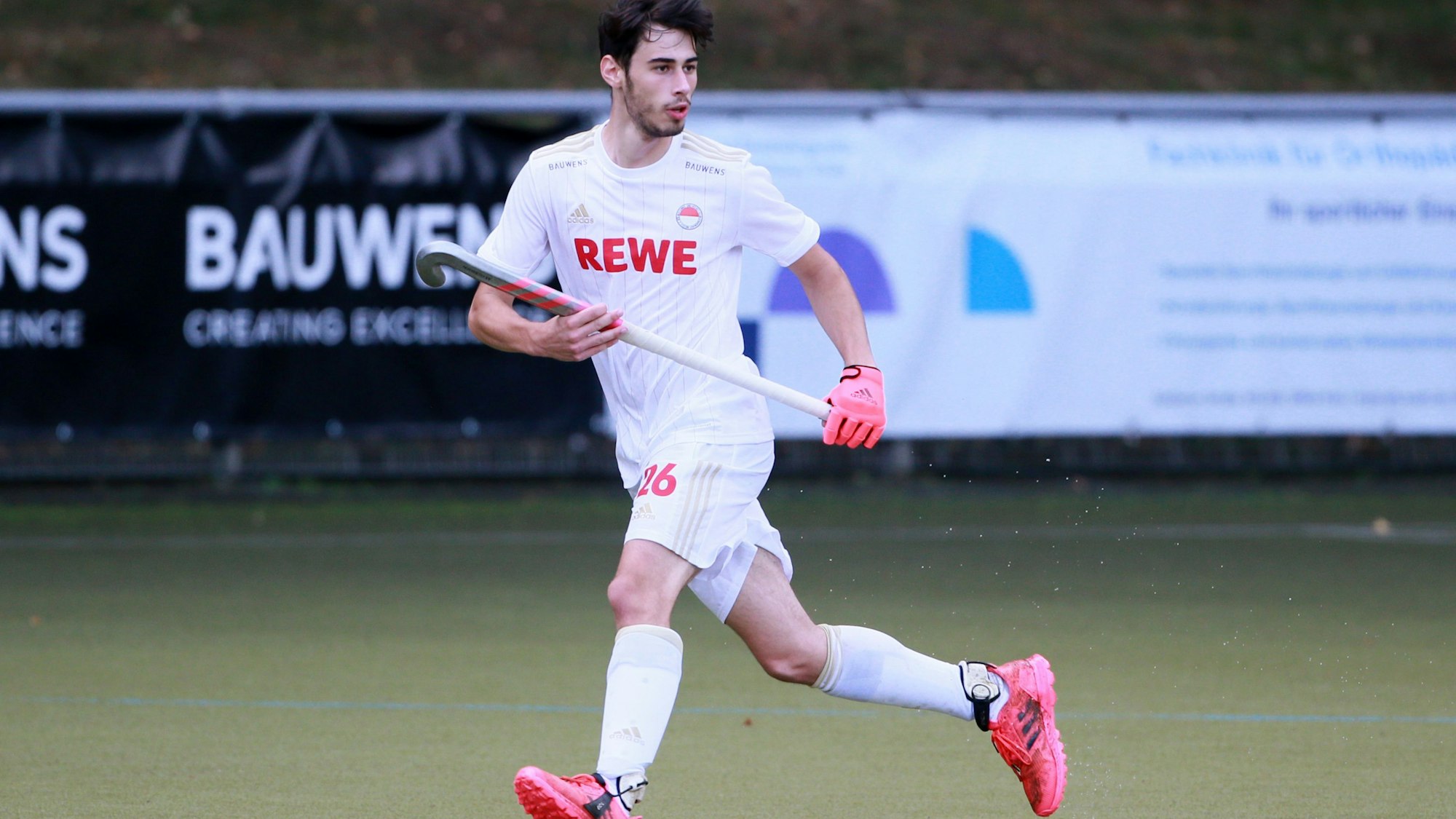 Rot-Weiss Köln vs.  Nürnberger HTC
1.Hockey Bundesliga Herren
Zugang Elian Mazkour (RW)
06.09.2020
Bild: Herbert Bucco