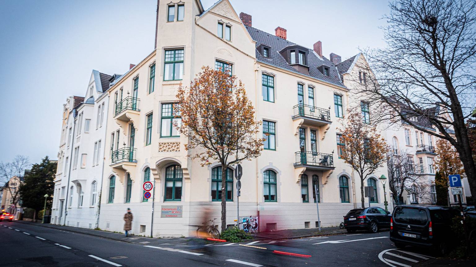 Die Stadt will das frühere Eltern-Kind-Haus des Förderkreises für krebskranke Kinder und Jugendliche kaufen
