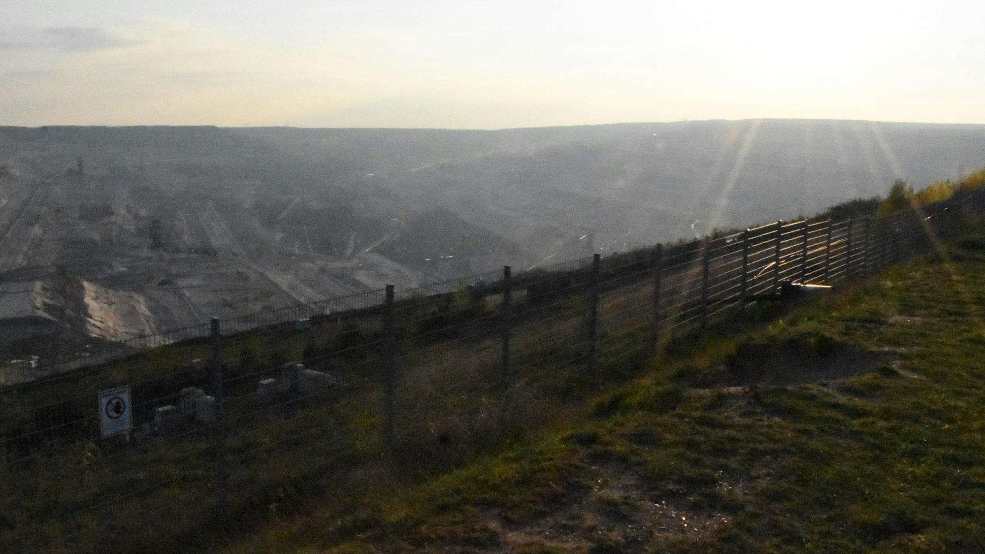 Der Tagebau Hambach vom Forum Terra Nova in Elsdorf aus.