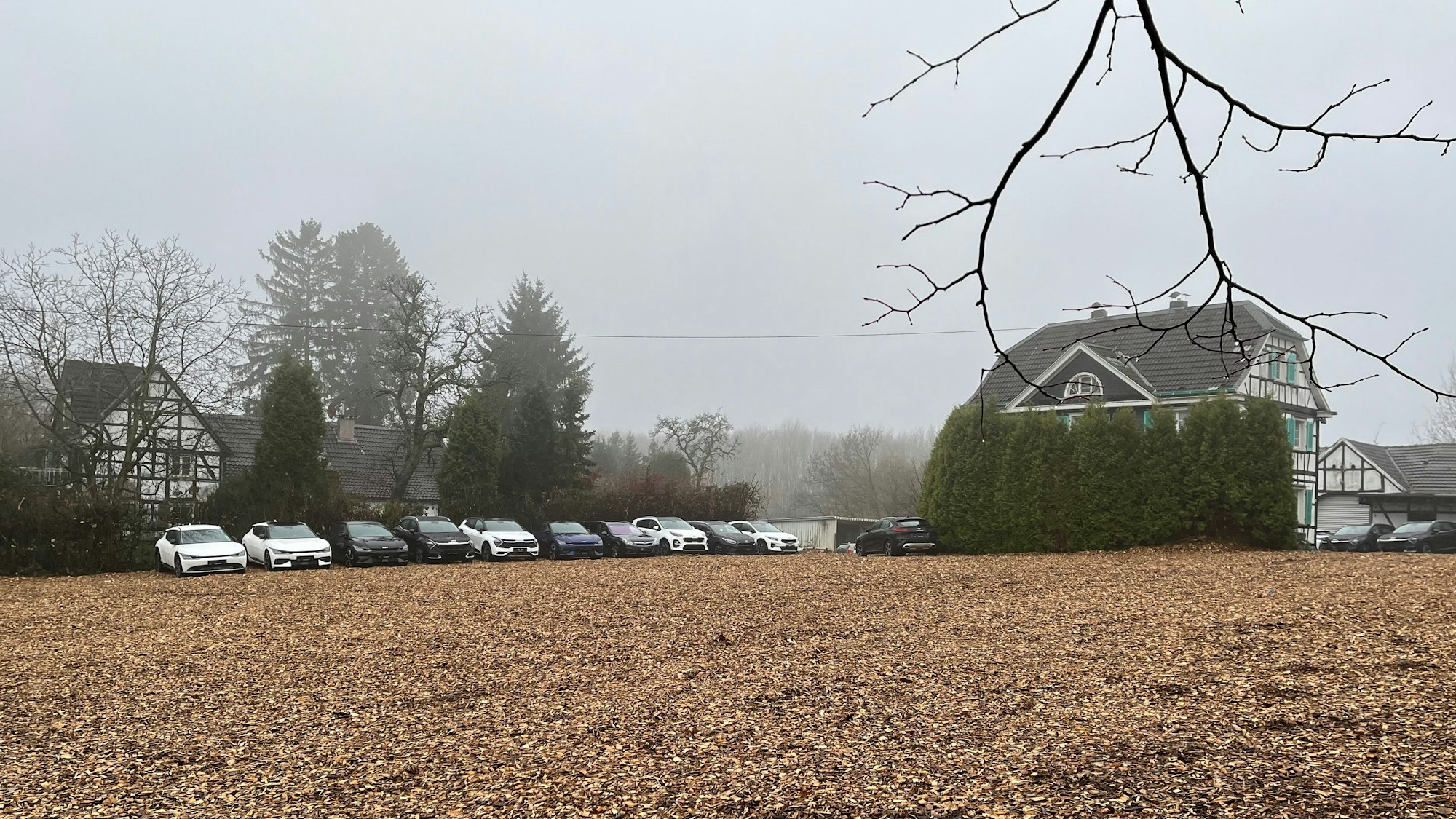 Blick auf das Gelände des Gutshofs Linde, der dem Autohaus Luchtenberg weichen soll.