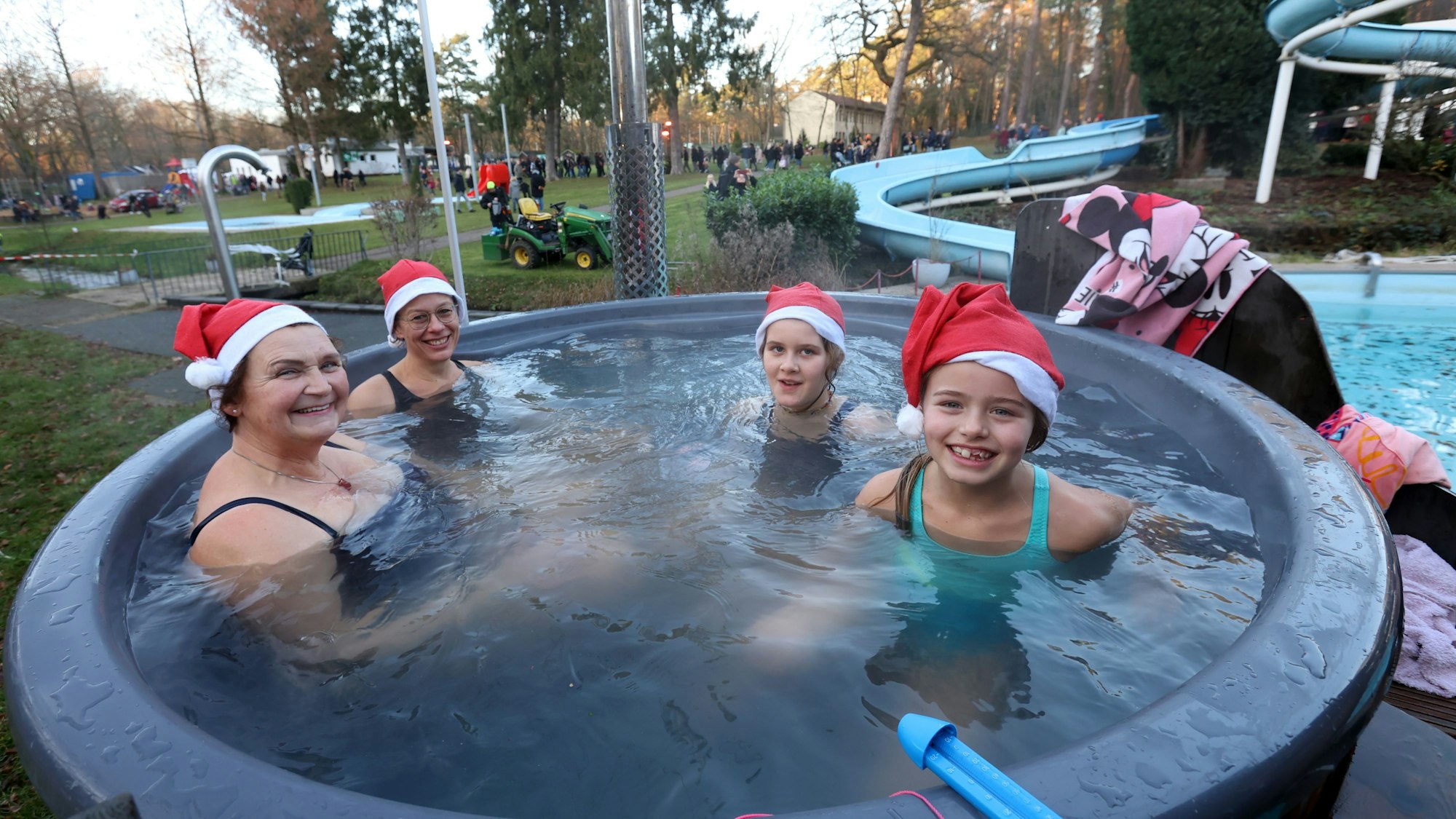 In der heißen Bütt war das Panschen angenehmer.