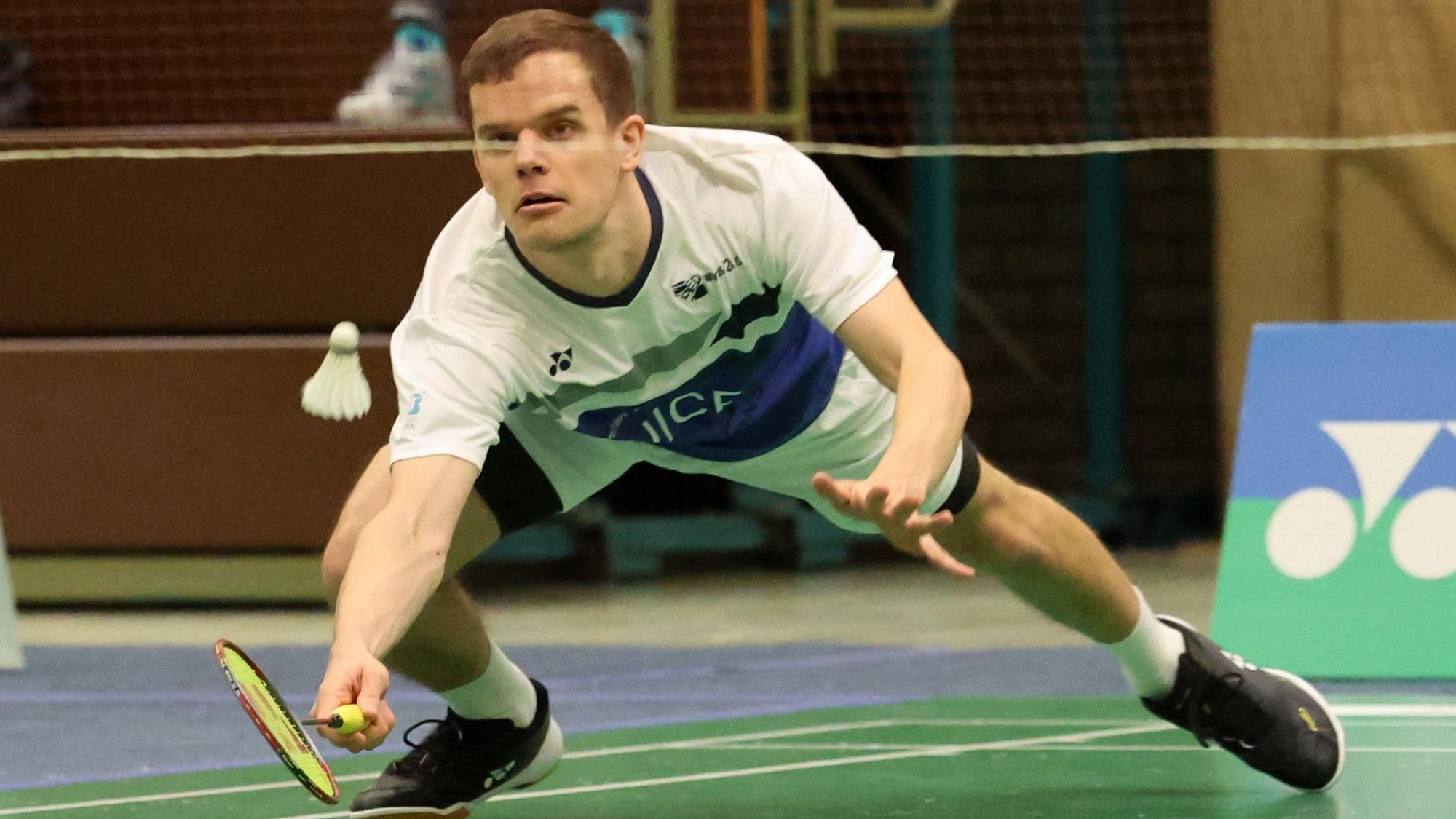 Fabian Roth im Trikot des TVR