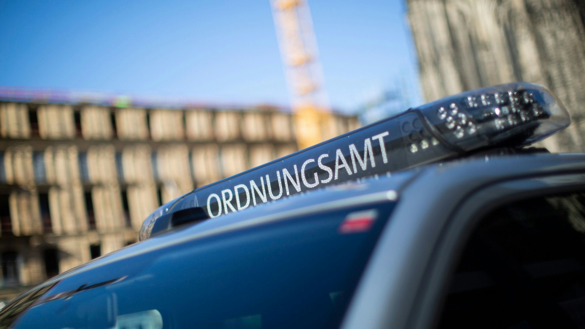 Ein Fahrzeug des Ordnungsamtes Köln