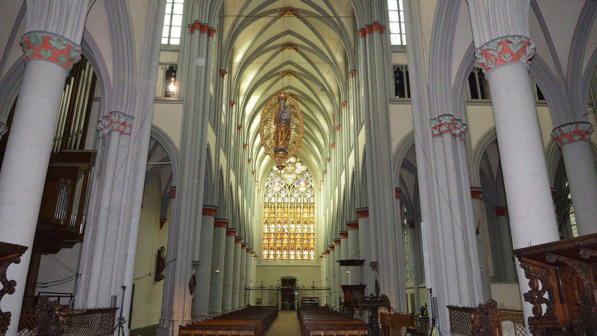 Altenberger Dom, gotischer Kircheninnenraum