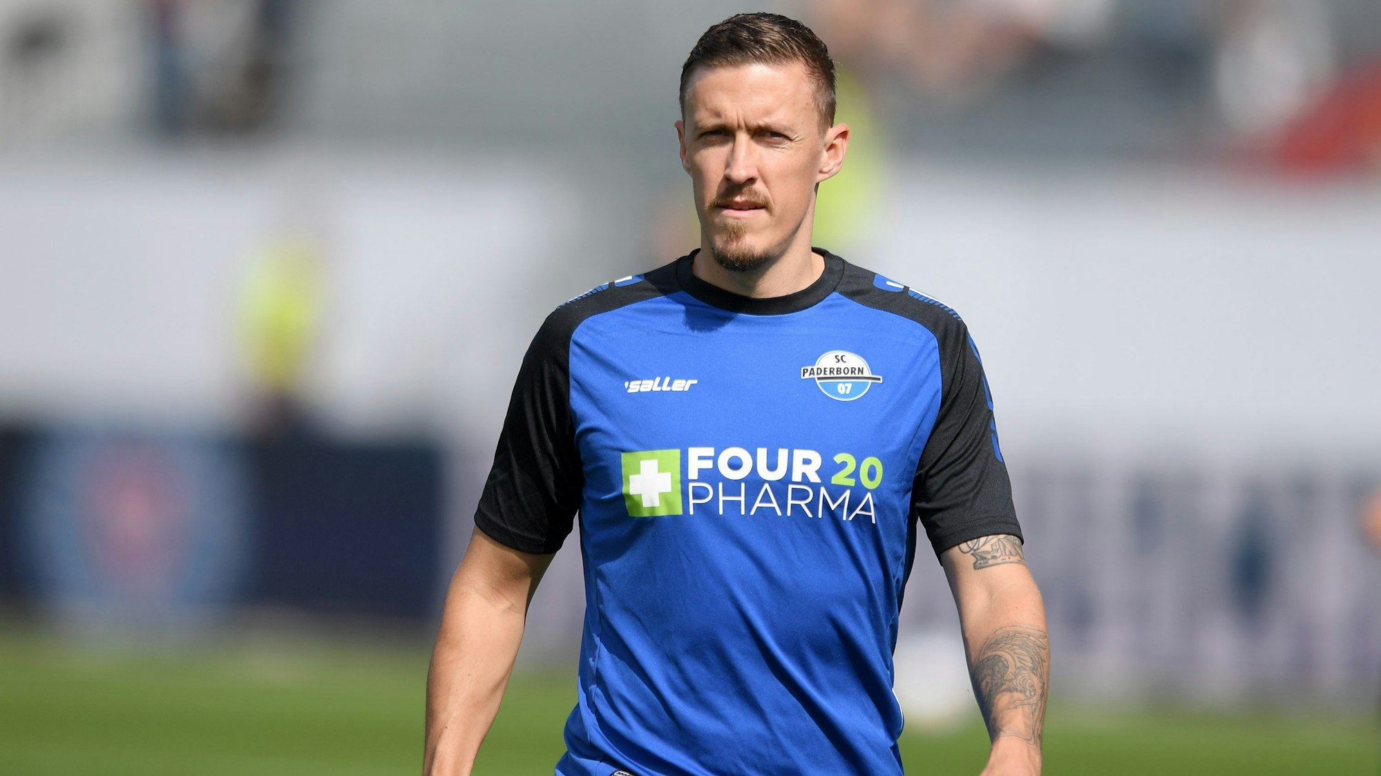 Paderborns Max Kruse in Aktion während des Aufwärmens.