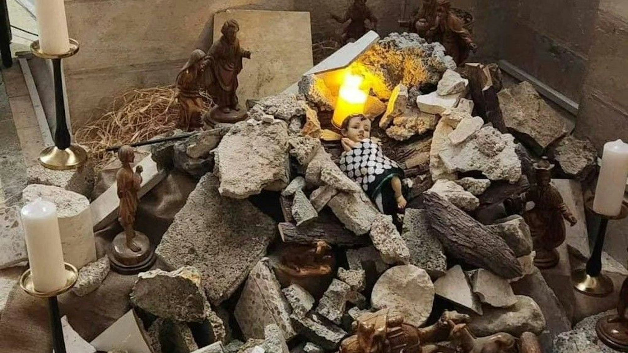 Eine Trümmer-Krippe in der „Weihnachtskirche“ in Bethlehem.