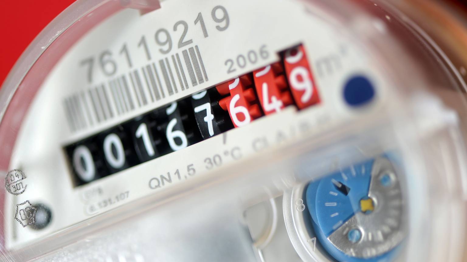 Eine Wasseruhr mit Qn 1,5