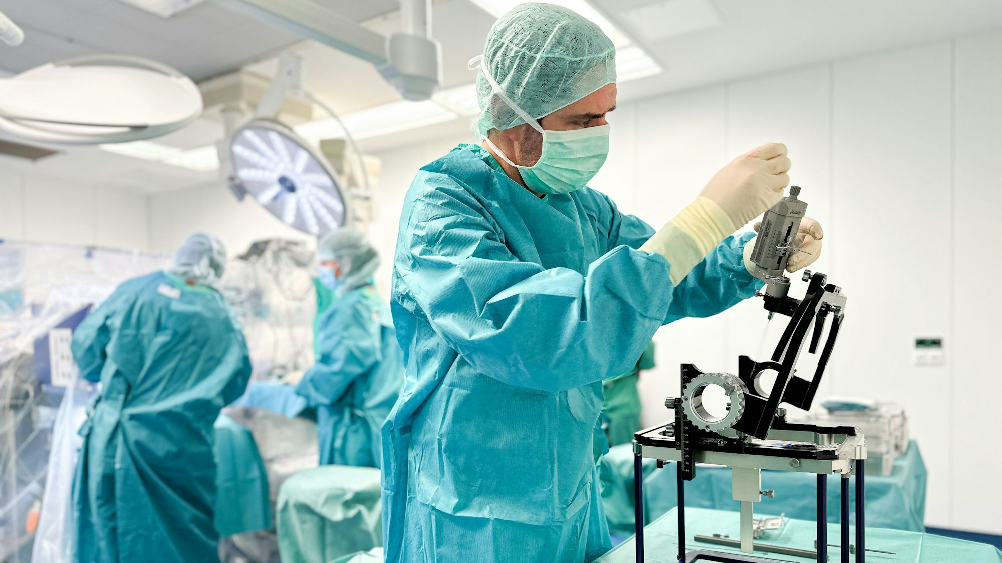 20.12.2023; Parkinson-OP in der Uniklinik Köln