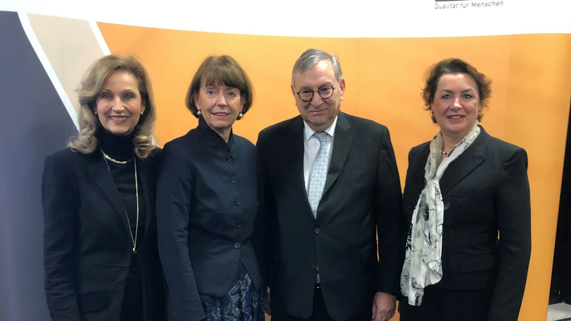 Ehrenring Ulrike Lubek, Henriette Reker, Abraham Lehrer, Anne Henk-Hollstein (v.l.)