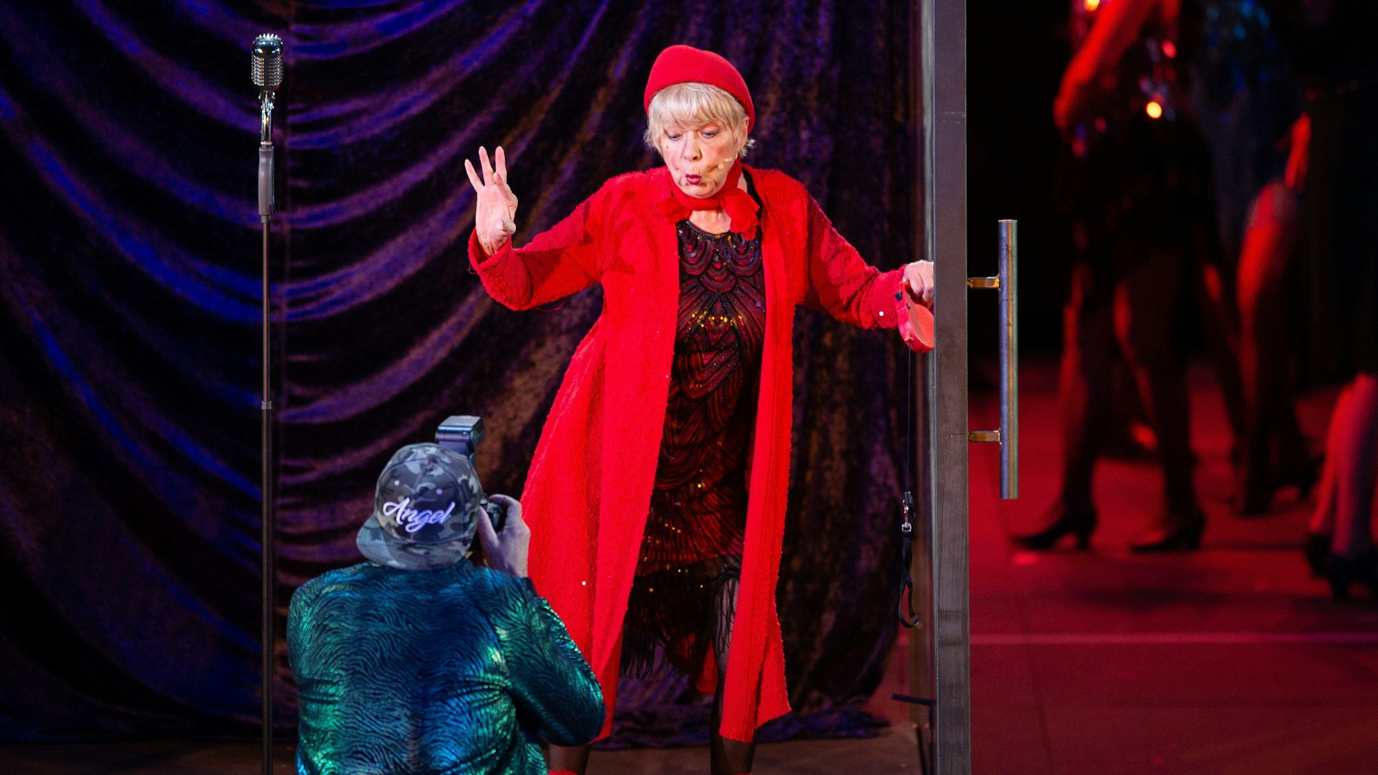 Schauspielerin Ingrid Steeger und Schauspieler Thorsten Nindel proben für das Schauspiel „Der Prozess“ von Kafka bei den 69. Bad Hersfelder Festspielen.