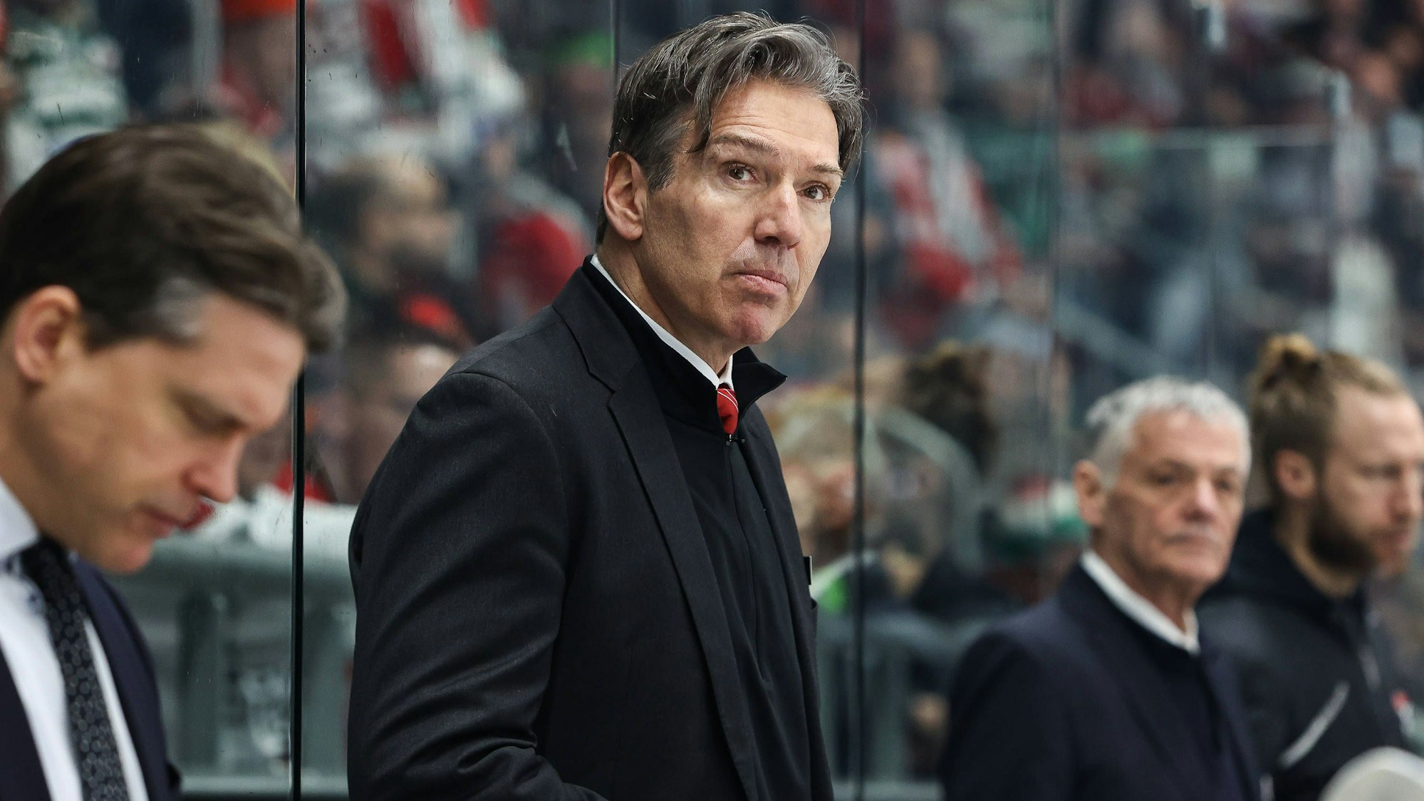 Haie coach Uwe KRUPP in action