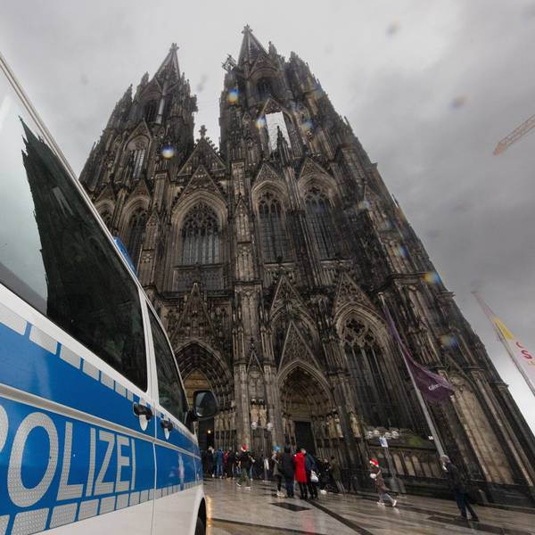 Der Kölner Dom stand zum Jahreswechsel unter Polizeischutz.