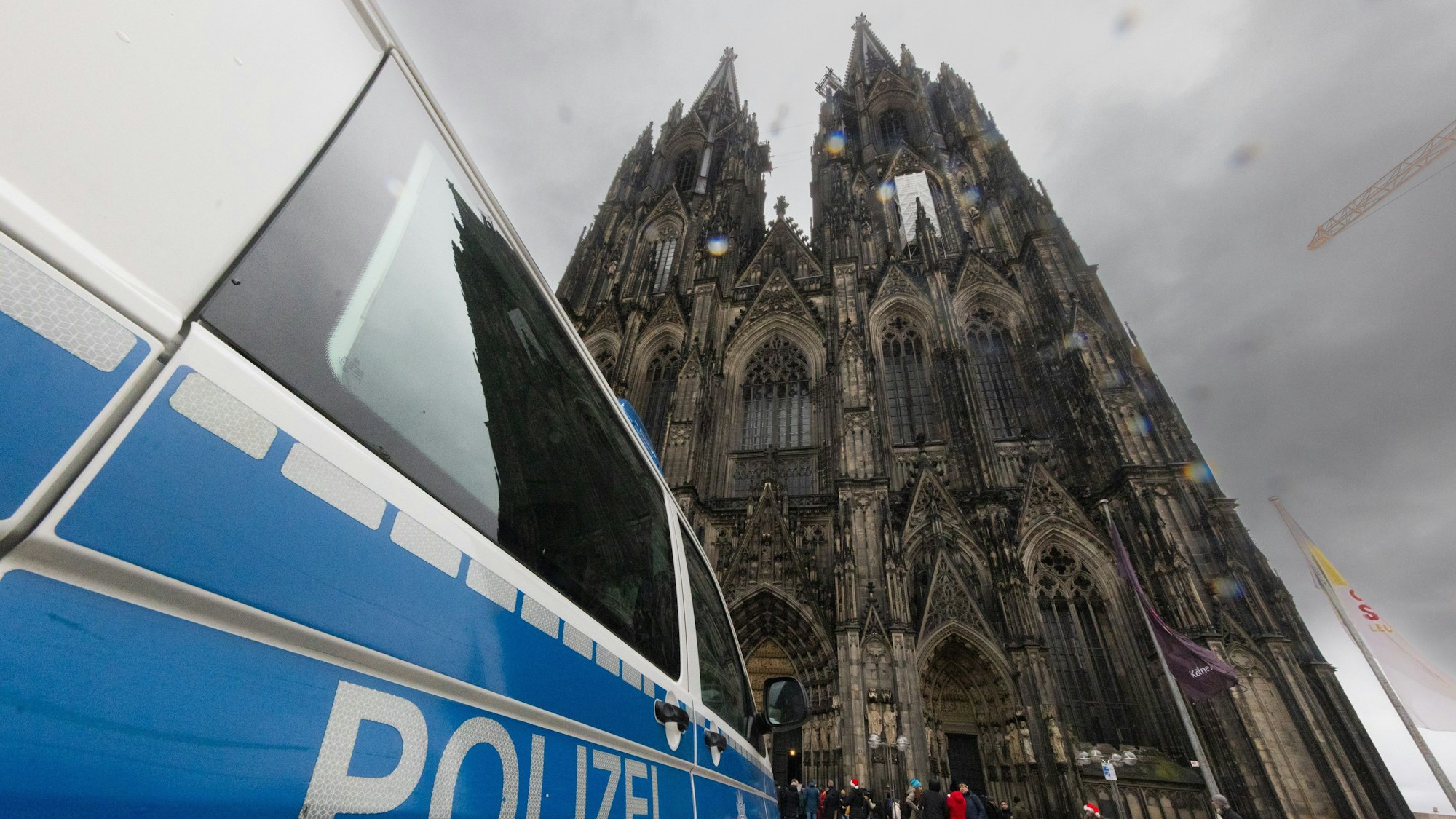 Das Polizeiaufgebot am Dom.