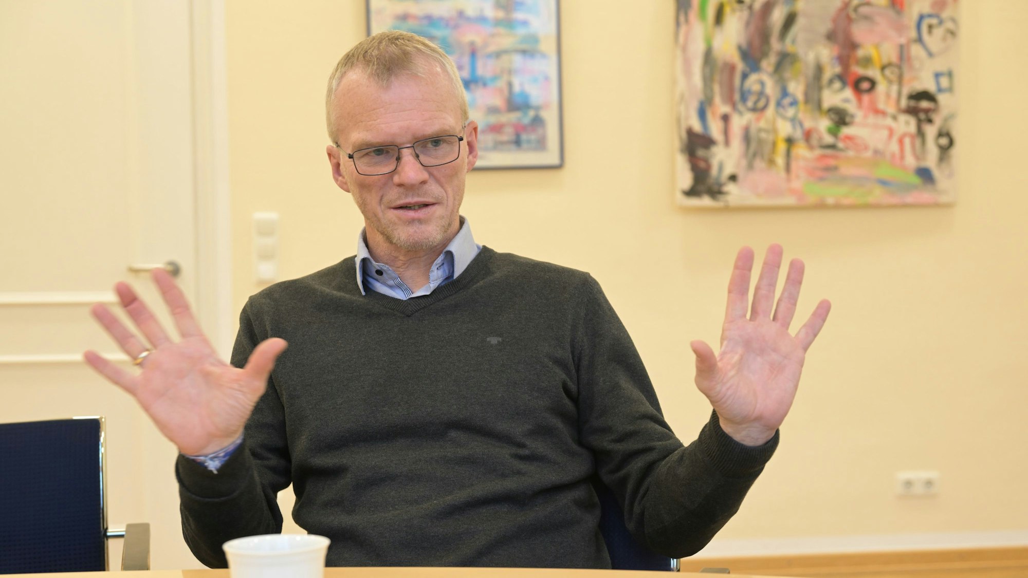 Frank Stein fordert von allen Fraktionen im Rat, dass sie Verantwortung zeigen.