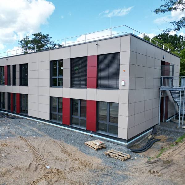 Das Foto zeigt die Sofortschule in Refrath
