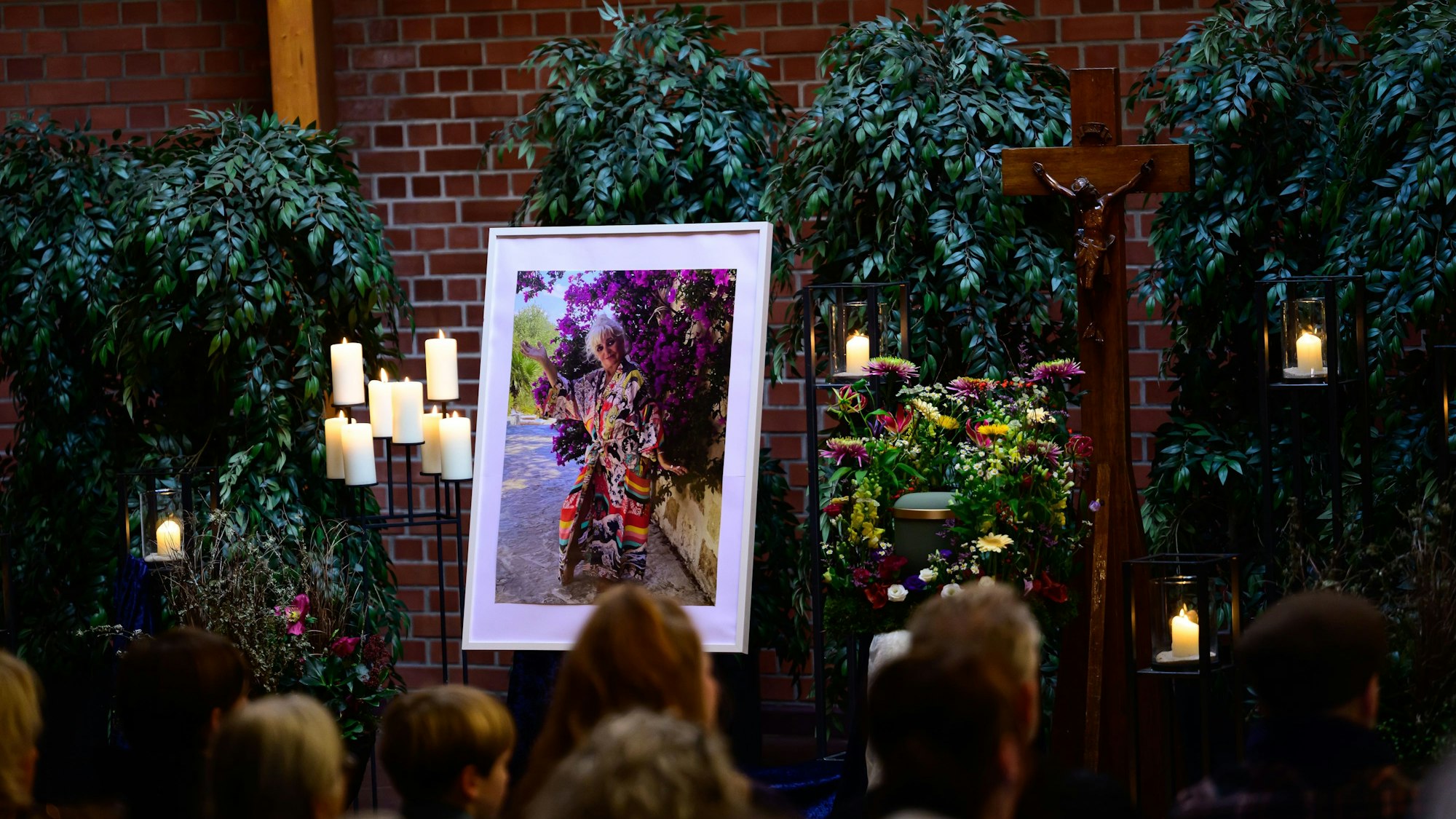 Eine Kölsche Diva wie sie leibt und lebt: Gigi Herr.