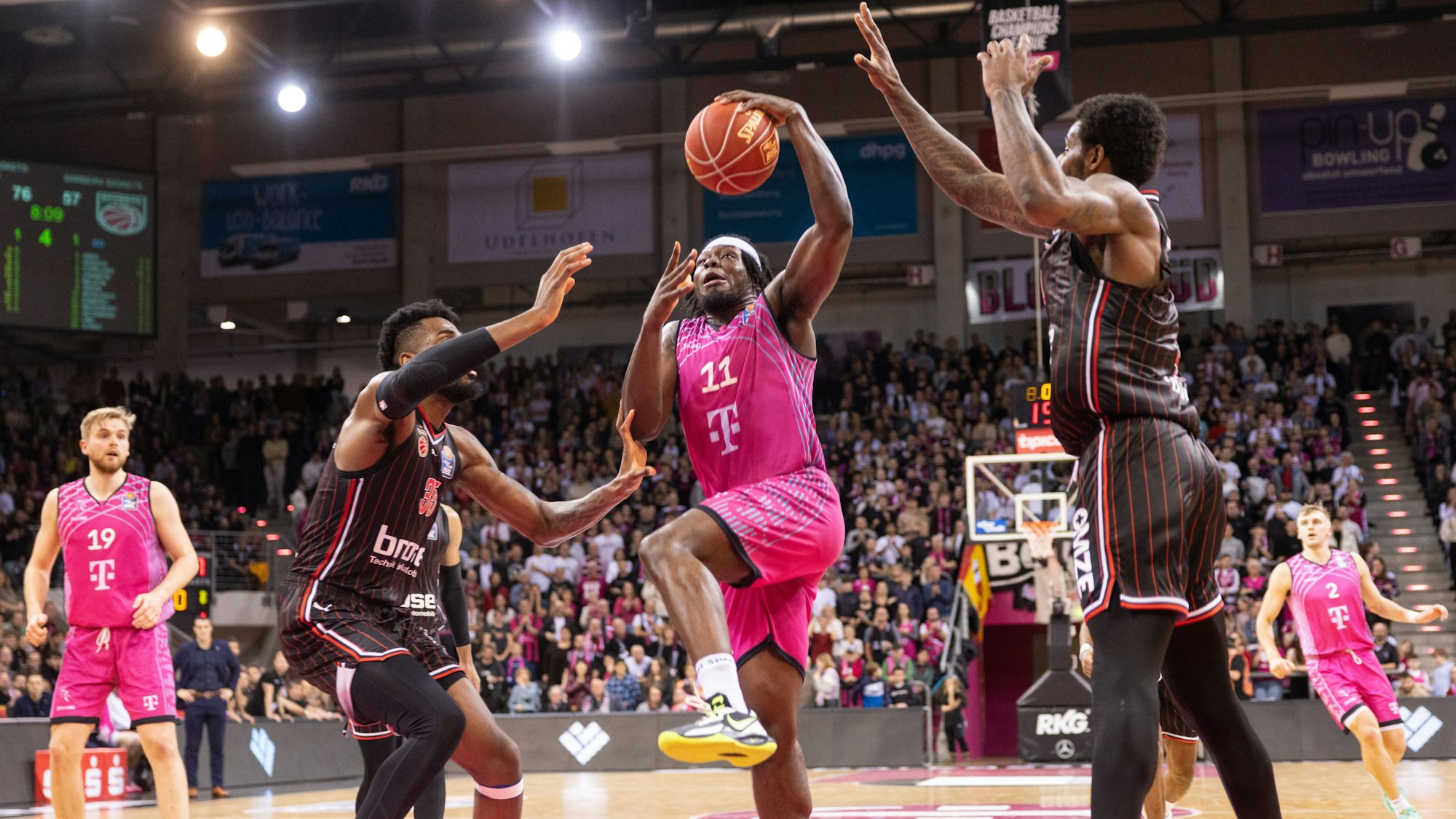 Brian Fobbs erzielte 18 Zähler und war einer von sechs Spielern, die zweistellig punkteten.