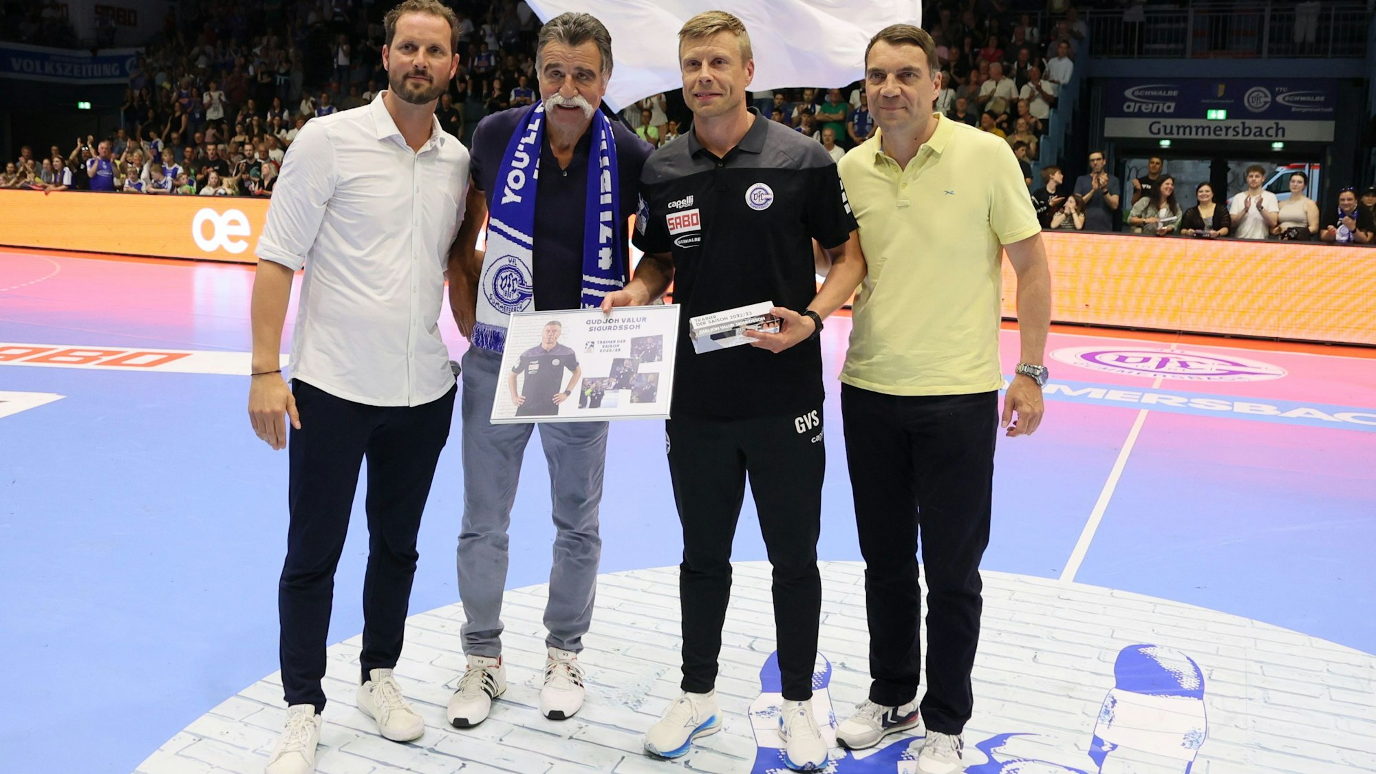 Ehrung zum Handball-Trainer des Jahres