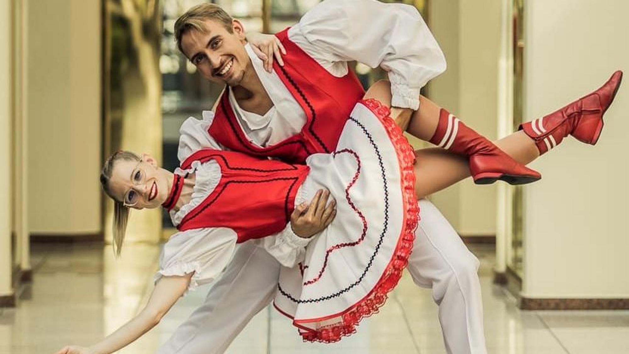 Sina Bender und Adrian Schiefke vom Tanzcorps Agrippina Colonia.