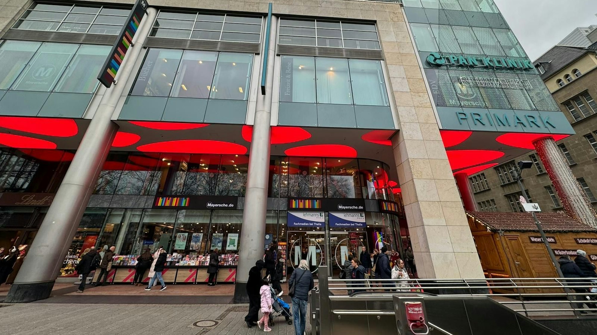 Die Thalia Mayersche Buchhandlung am Neumarkt.