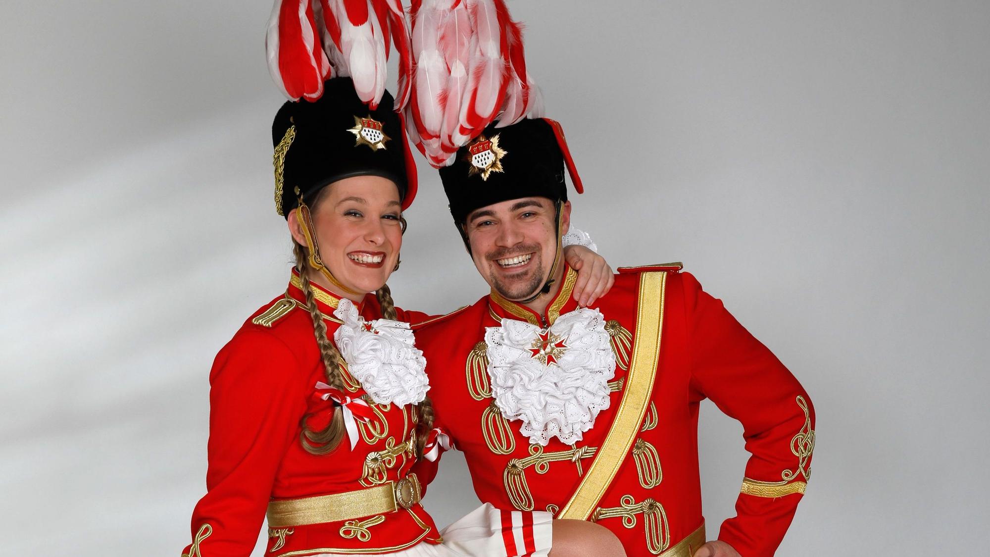 Jana Moers und Fabian Hermanns vom Kölner Husaren-Korps.