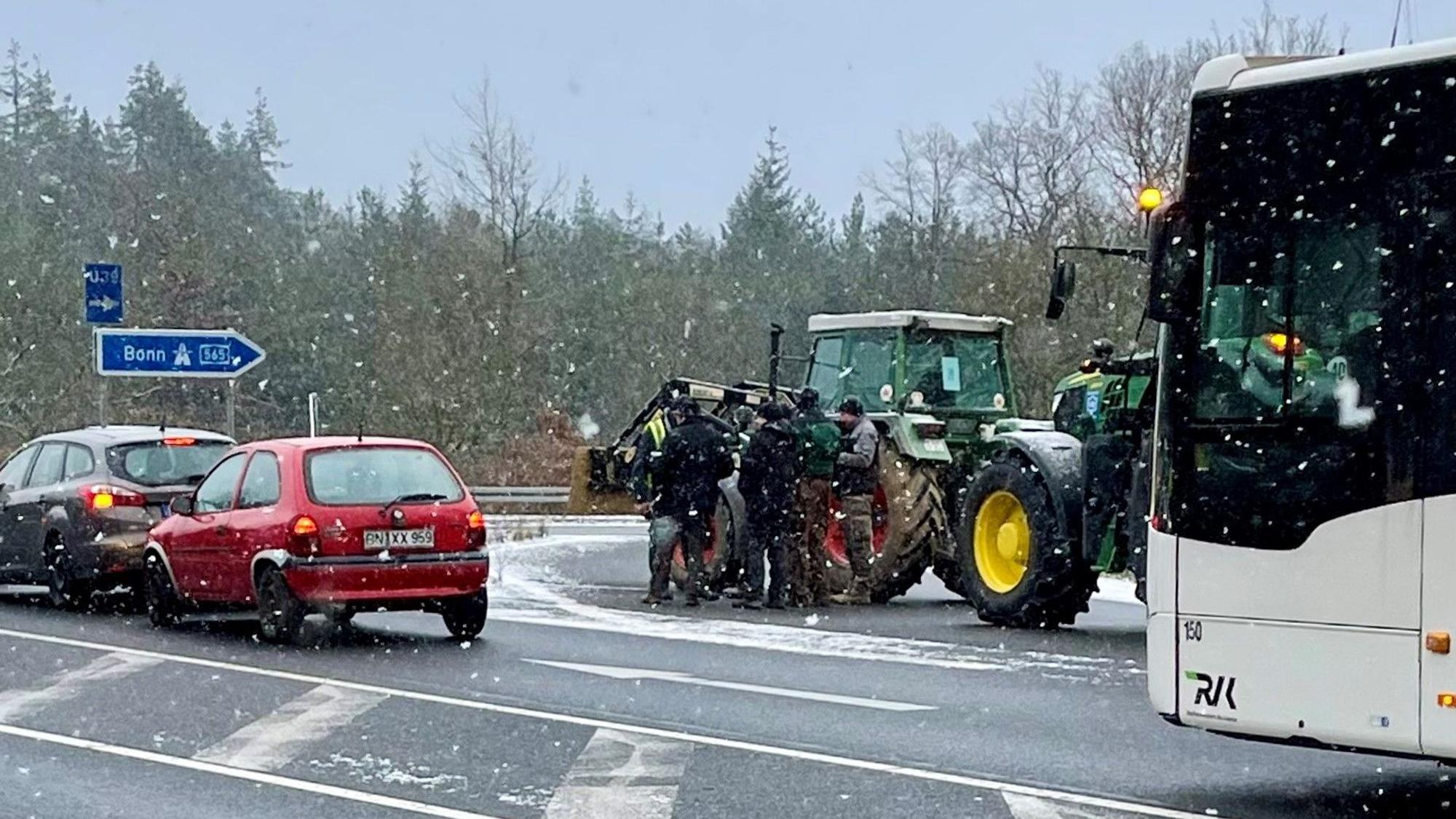 Blockade in Merl während der Bauerndemonstration