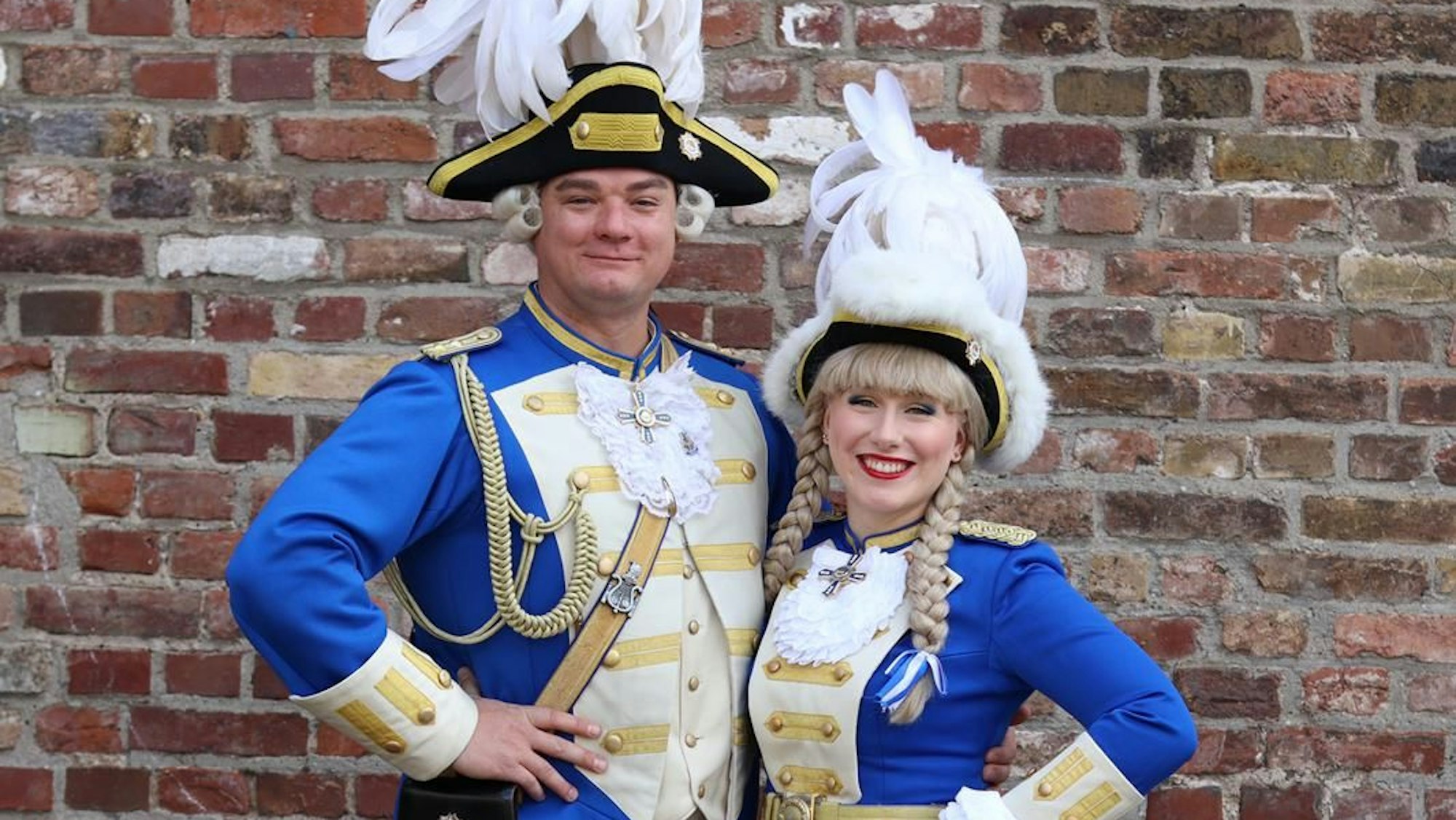 Lena Debbe und Maximilian Masgai vom Garde-Korps Köln.