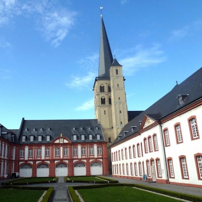 Das Foto zeigt die Abtei Brauweiler in Pulheim.