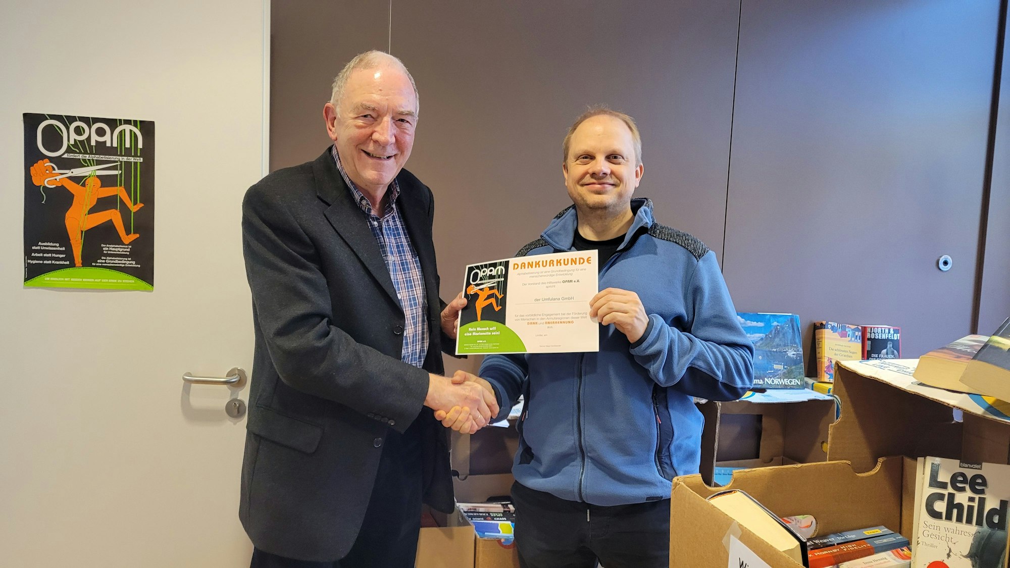 Das Foto zeigt Werner Mays von Umfulana und Tobias Garstka von der Umfulana GmbH
