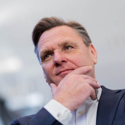 Essen: Olivier van den Bossche, Vorstandsvoritzender, gibt ein Statement ab in der Konzernzentrale des Warenhauskonzerns Galeria Karstadt Kaufhof