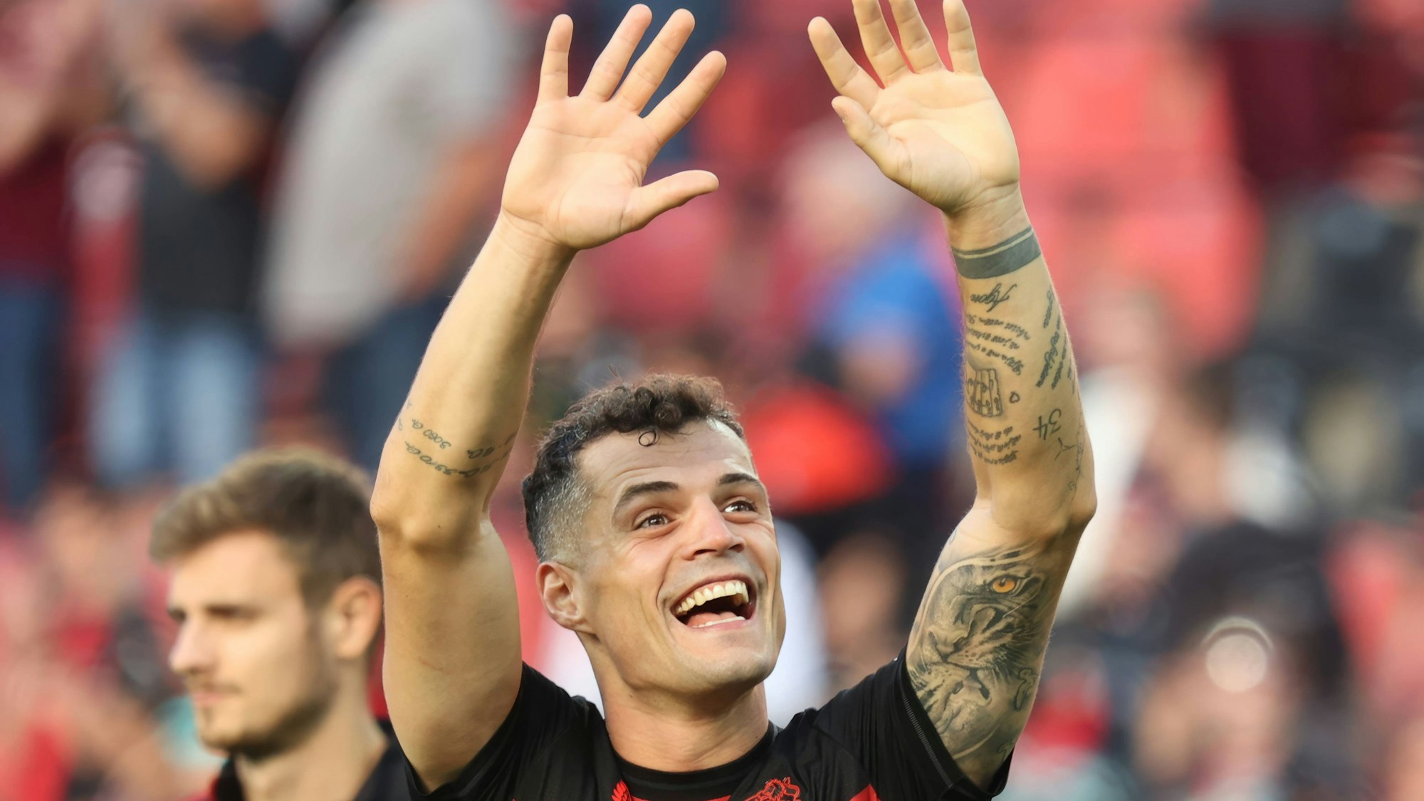 Gibt die Richtung an, auch wenn er bei Bayer Leverkusen nicht mal Vizekapitän ist: Granit Xhaka.
